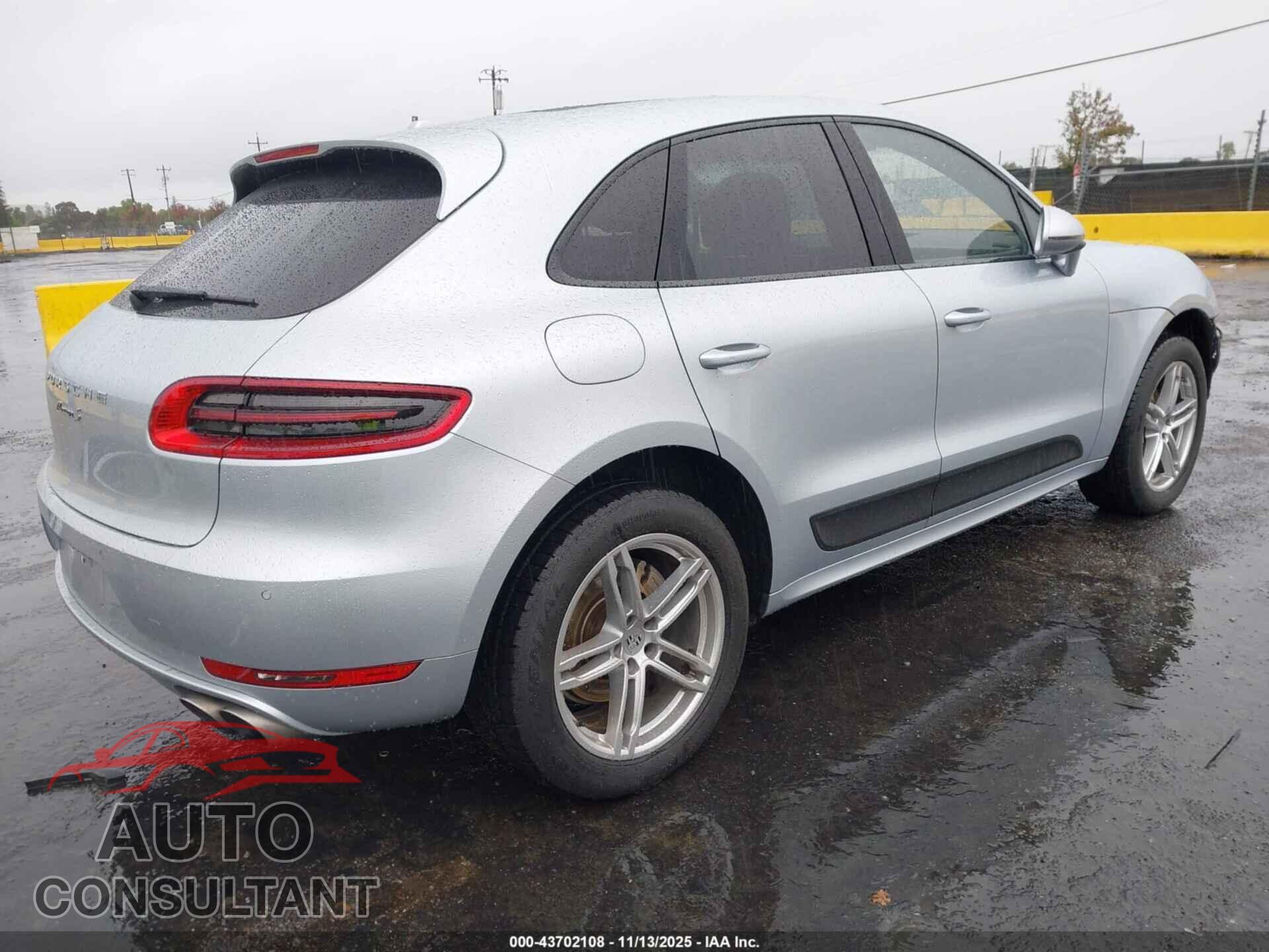 PORSCHE MACAN 2015 - WP1AB2A5XFLB42480