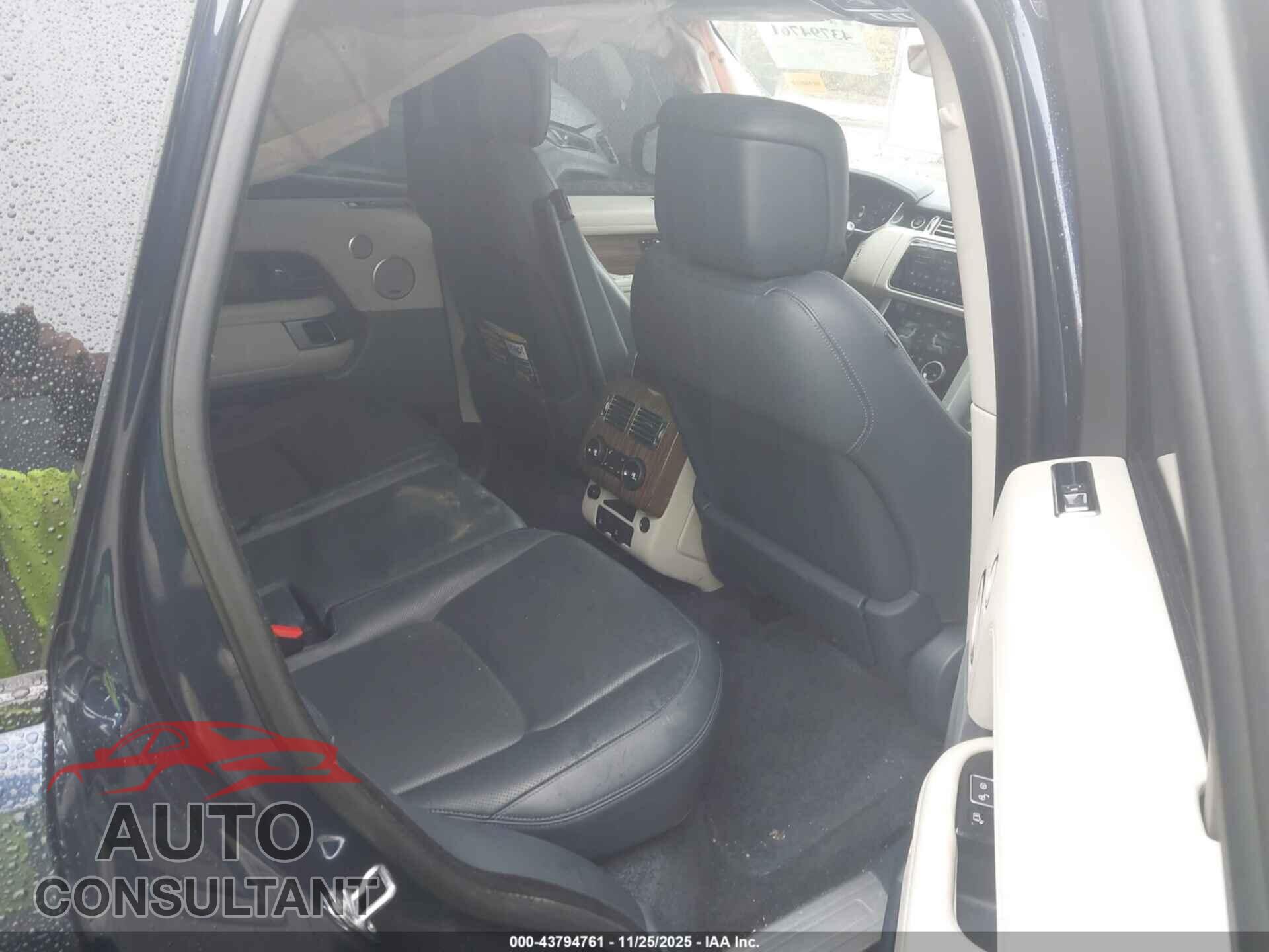 LAND ROVER RANGE ROVER 2018 - SALGS2SV2JA391069