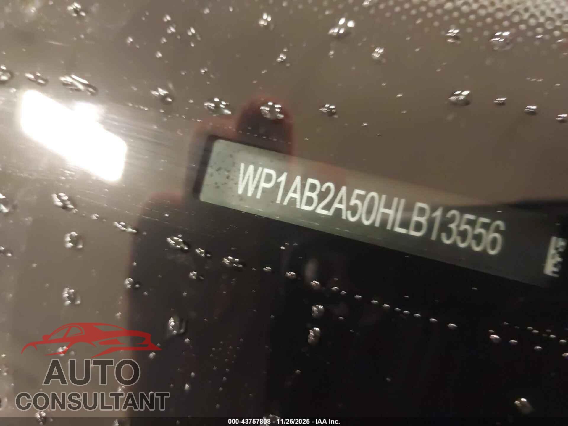 PORSCHE MACAN 2017 - WP1AB2A50HLB13556