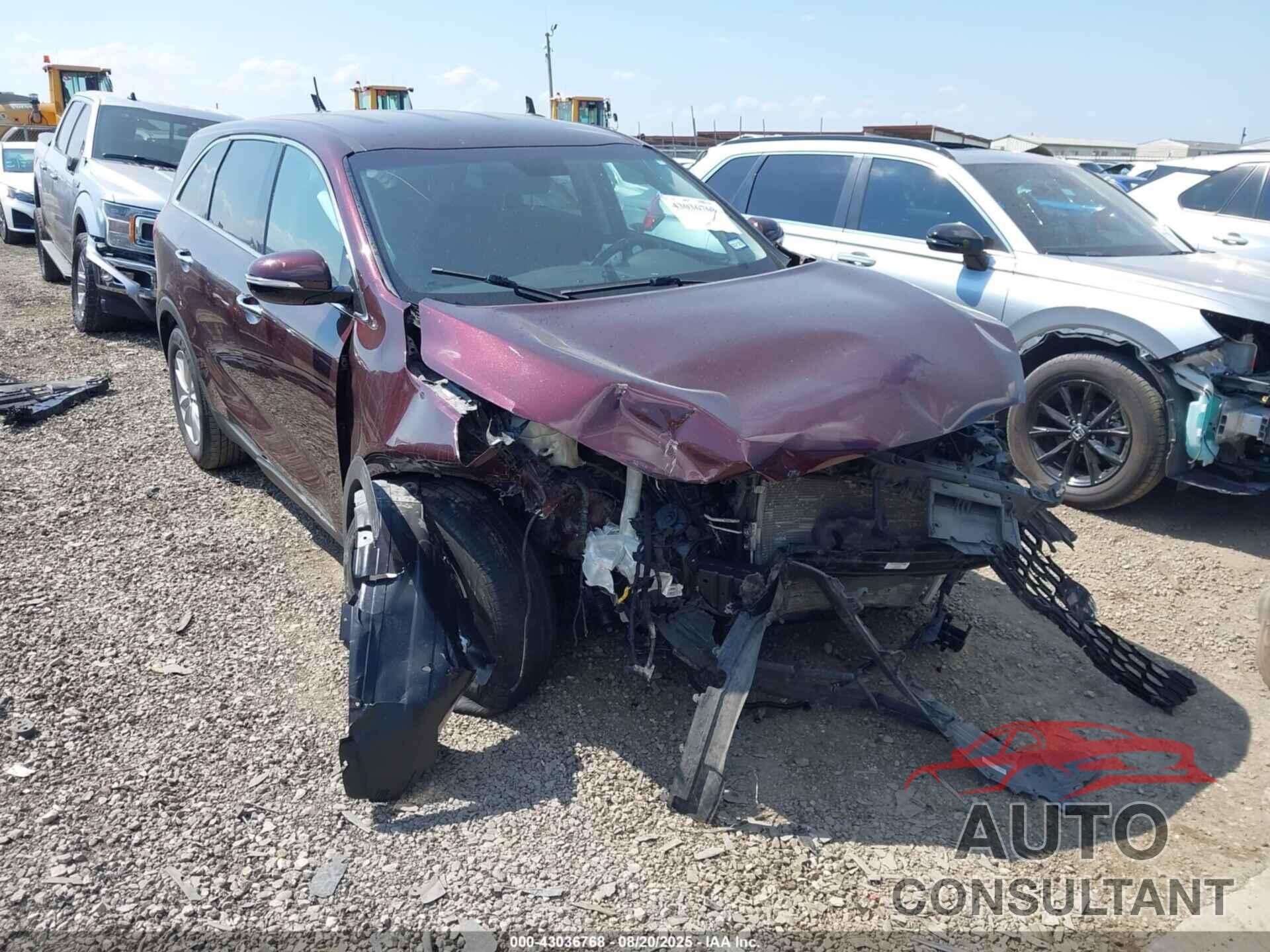 KIA SORENTO 2020 - 5XYPG4A57LG621505