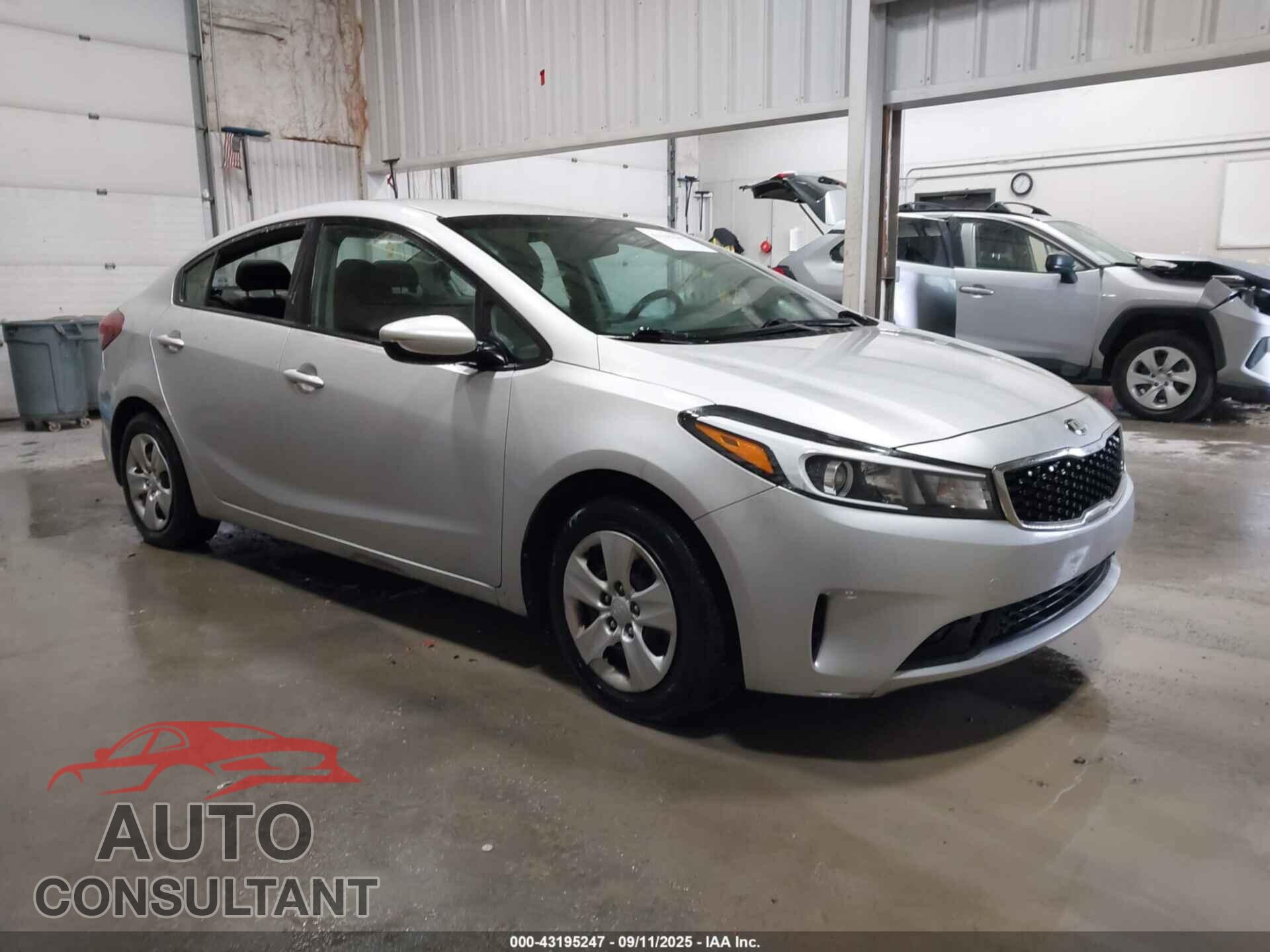 KIA FORTE 2017 - 3KPFK4A77HE149273