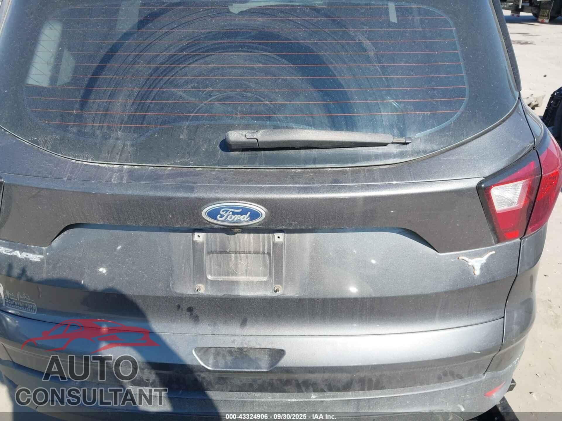 FORD ESCAPE 2019 - 1FMCU0F78KUC02114