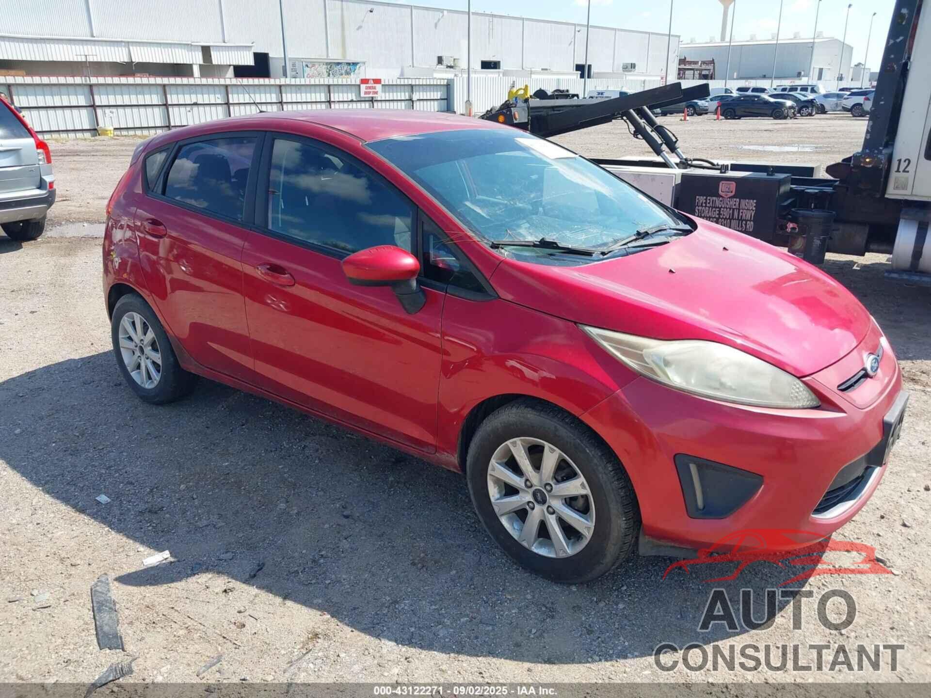 FORD FIESTA 2011 - 3FADP4EJ5BM172049