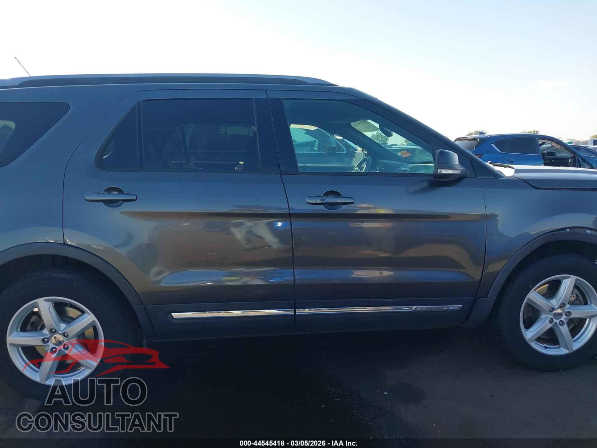 FORD EXPLORER 2018 - 1FM5K7DH7JGB90375