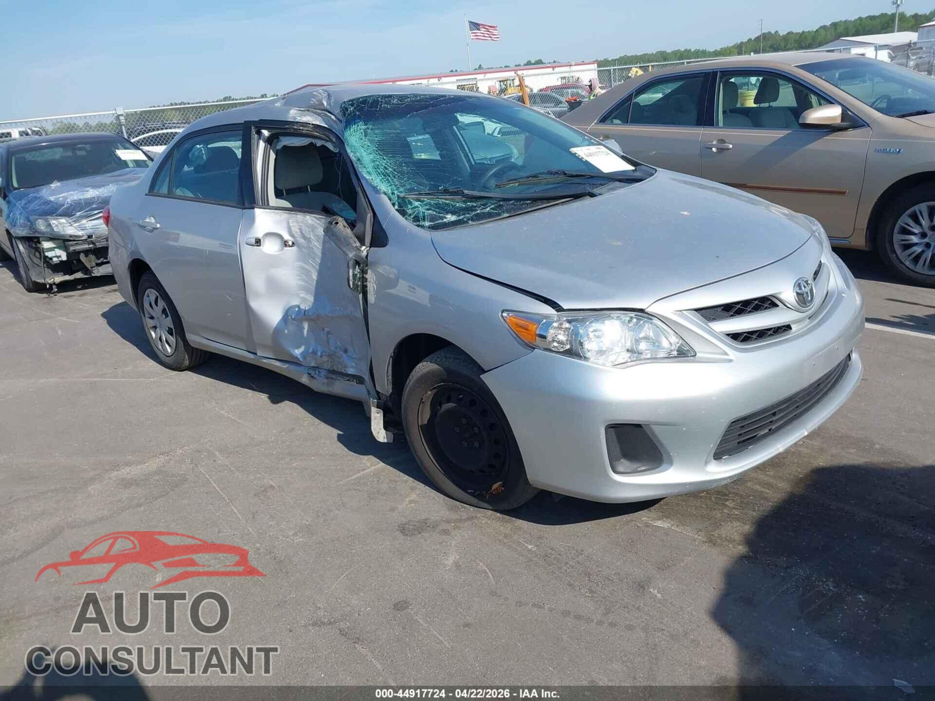 TOYOTA COROLLA 2011 - 2T1BU4EE9BC698643