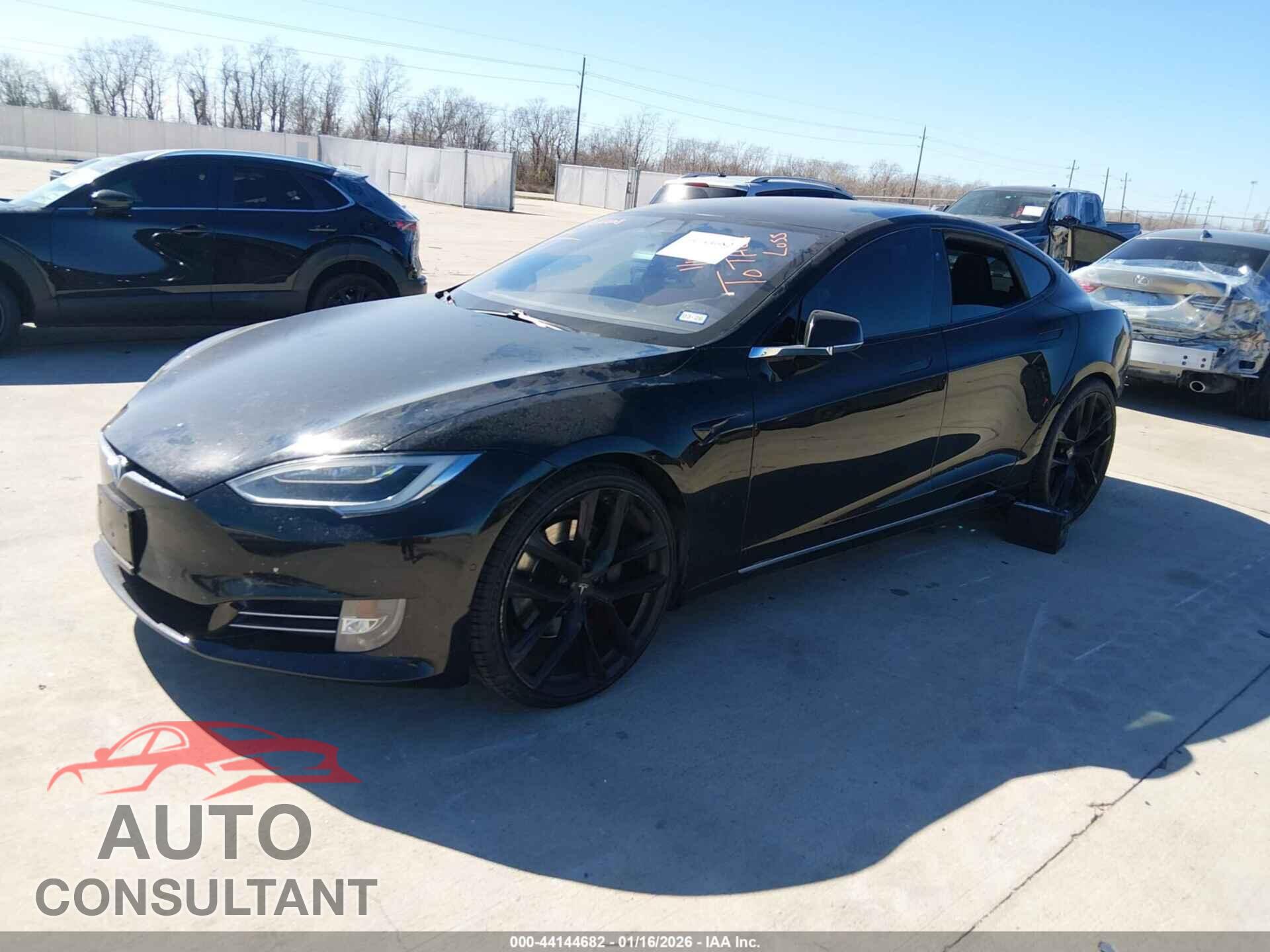 TESLA MODEL S 2018 - 5YJSA1E27JF280878
