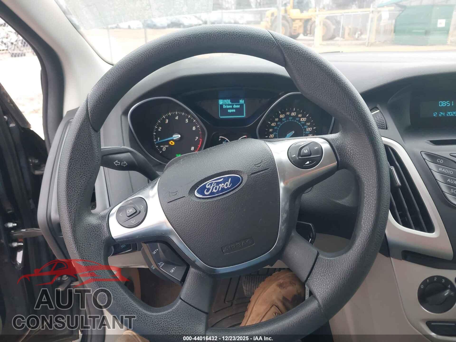 FORD FOCUS 2012 - 1FAHP3F25CL396590