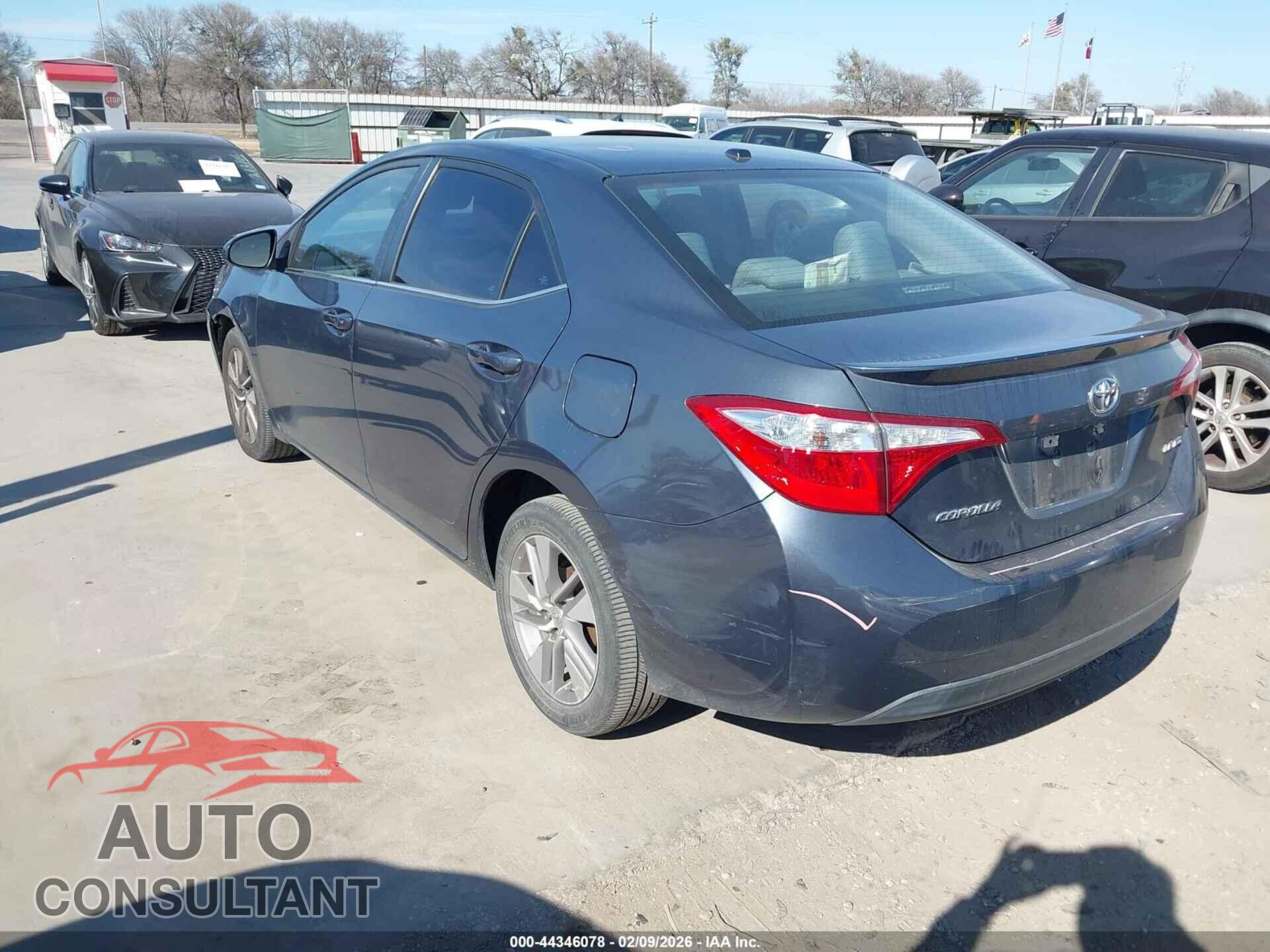 TOYOTA COROLLA 2015 - 5YFBPRHE4FP222421