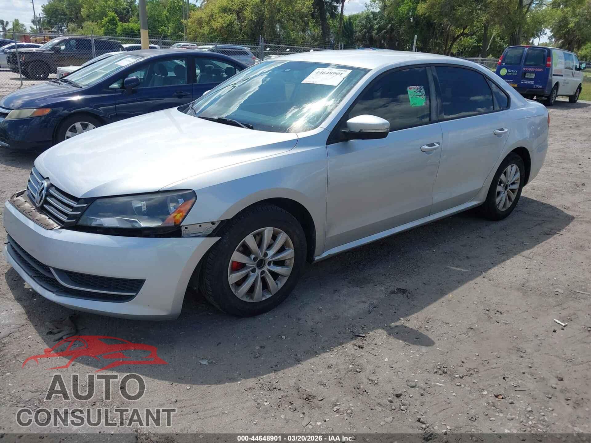 VOLKSWAGEN PASSAT 2014 - 1VWAS7A32EC044357