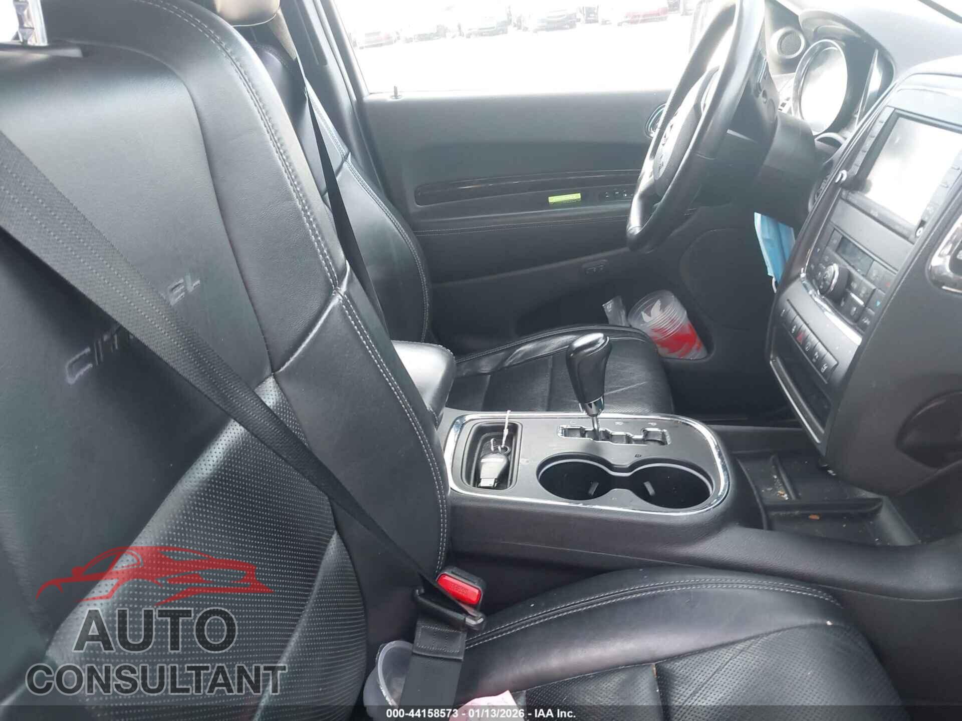 DODGE DURANGO 2013 - 1C4RDJEG4DC584852