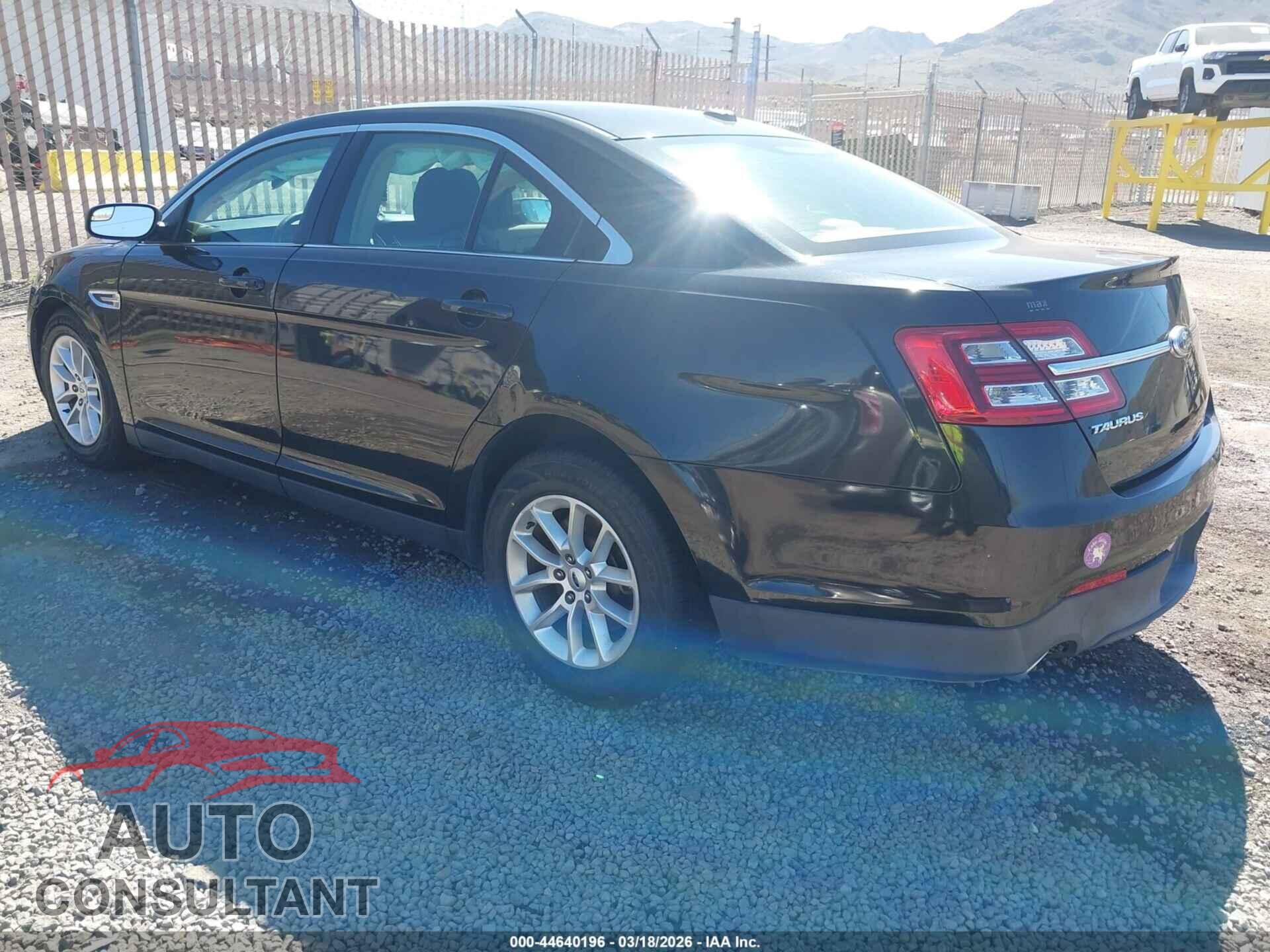 FORD TAURUS 2013 - 1FAHP2D89DG236014