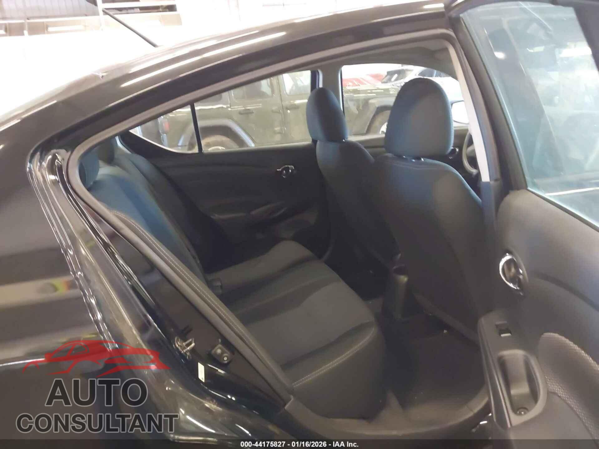 NISSAN VERSA 2019 - 3N1CN7AP3KL867338