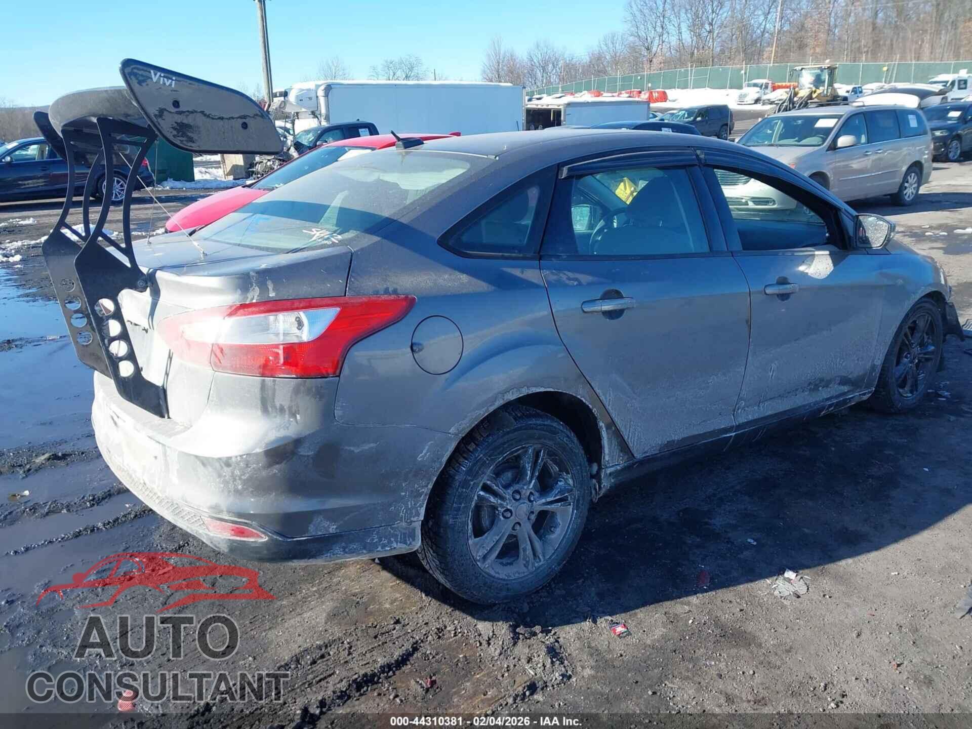 FORD FOCUS 2014 - 1FADP3F23EL226777