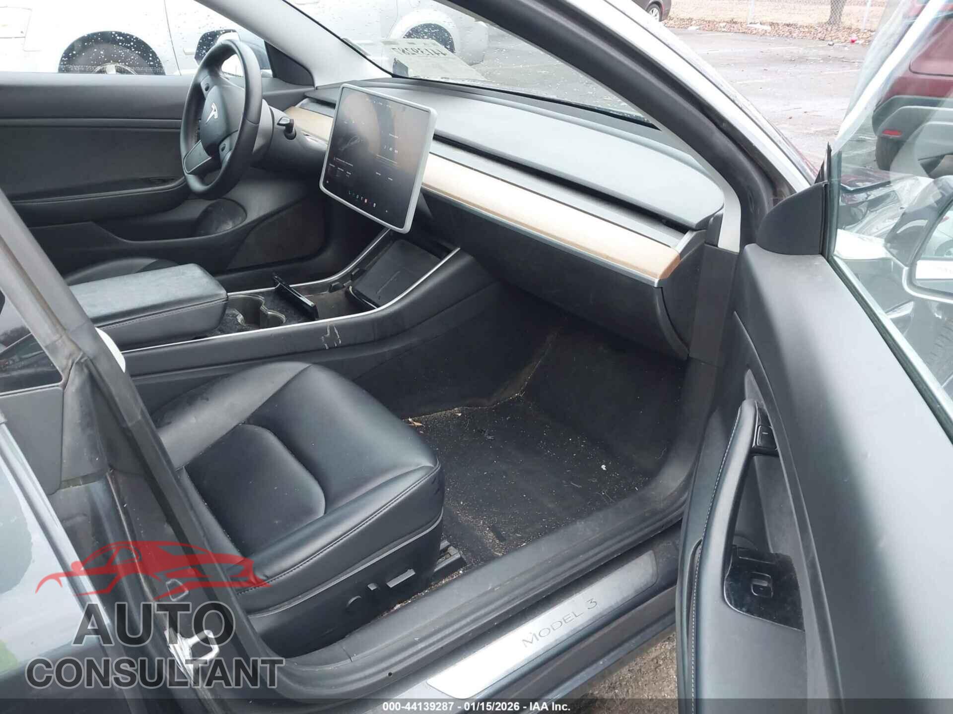 TESLA MODEL 3 2020 - 5YJ3E1EA6LF739241
