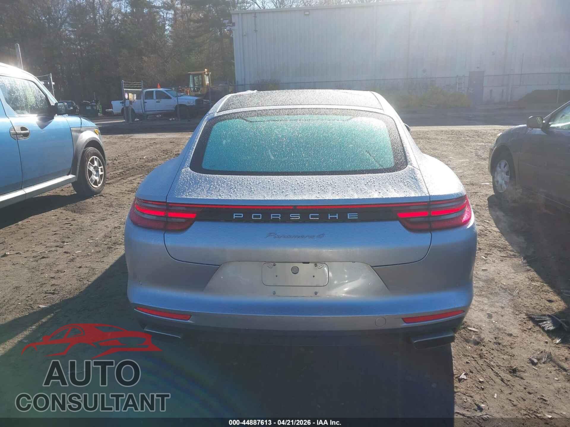 PORSCHE PANAMERA 2018 - WP0AA2A78JL103255