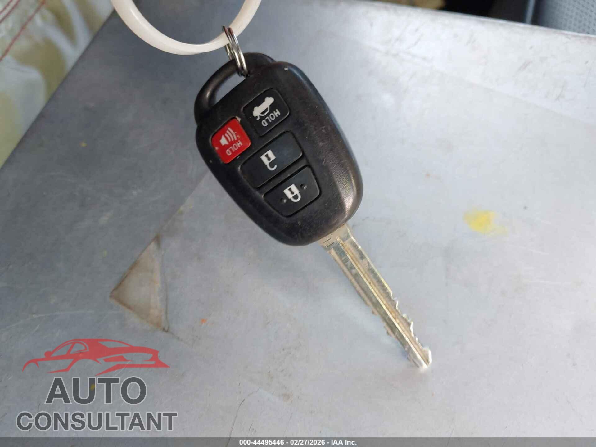 TOYOTA COROLLA 2014 - 2T1BURHE5EC157151
