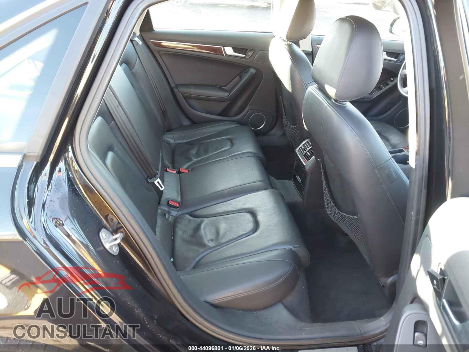 AUDI A4 2011 - WAUFFAFLXBN056501