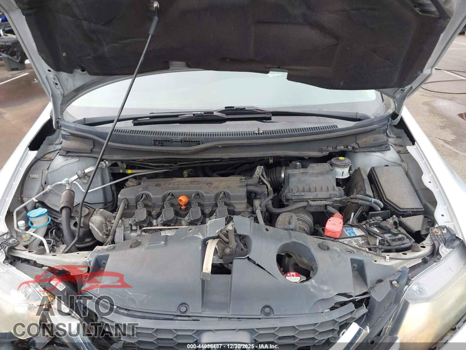 HONDA CIVIC 2015 - 2HGFB2F52FH532603