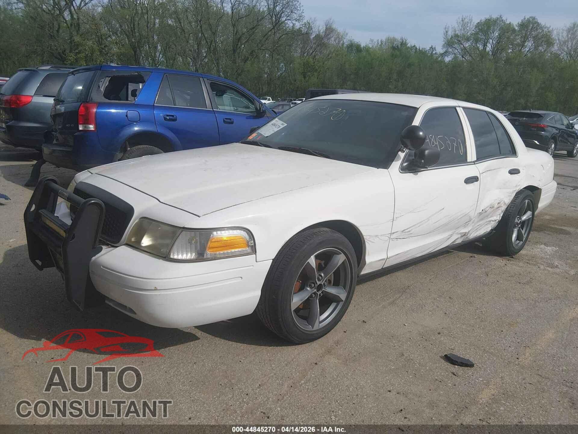 FORD CROWN VICTORIA 2010 - 2FABP7BV2AX110921