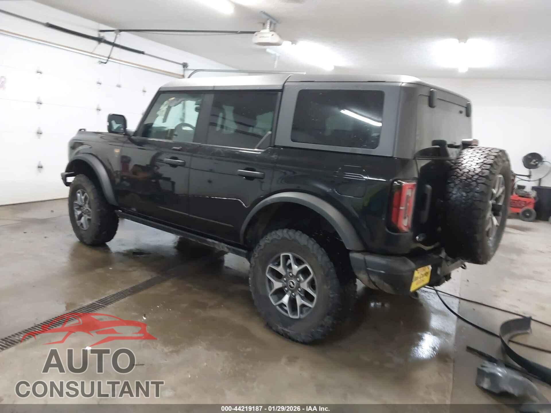 FORD BRONCO 2023 - 1FMEE5DH4PLA89712