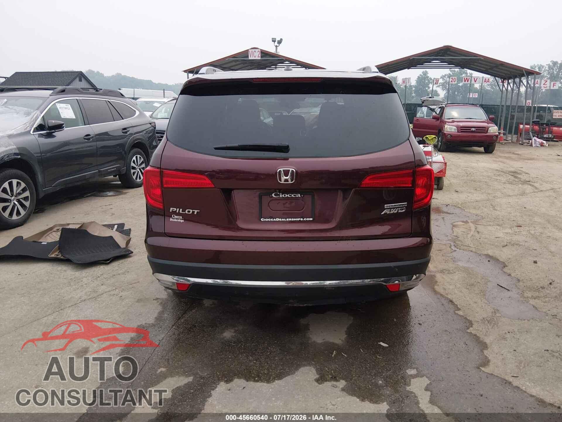 HONDA PILOT 2017 - 5FNYF6H96HB053208