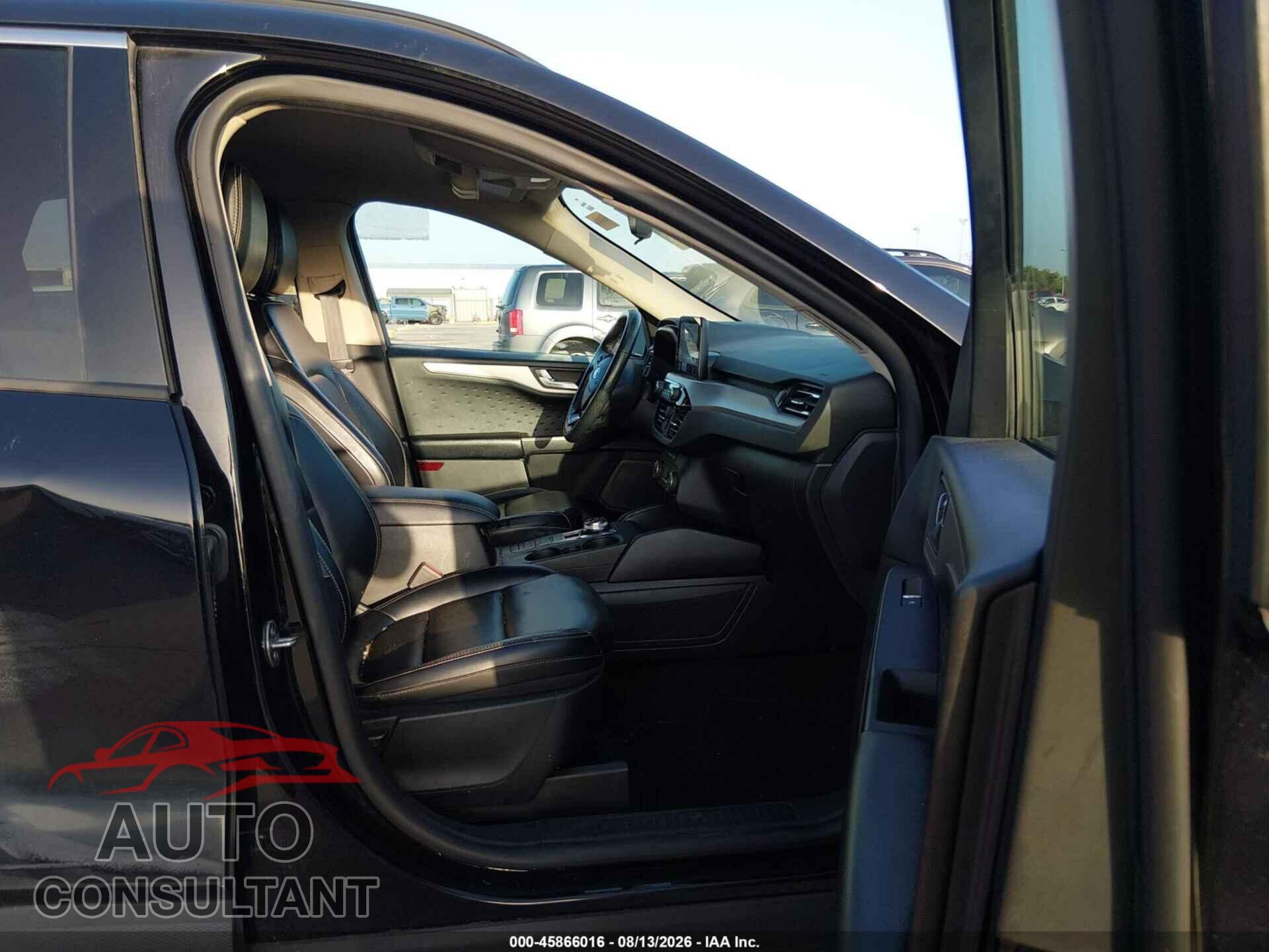 FORD ESCAPE 2020 - 1FMCU0H64LUA80941