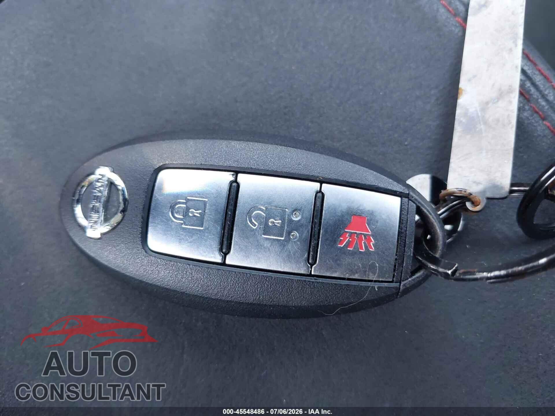 NISSAN JUKE 2015 - JN8AF5MVXFT562425