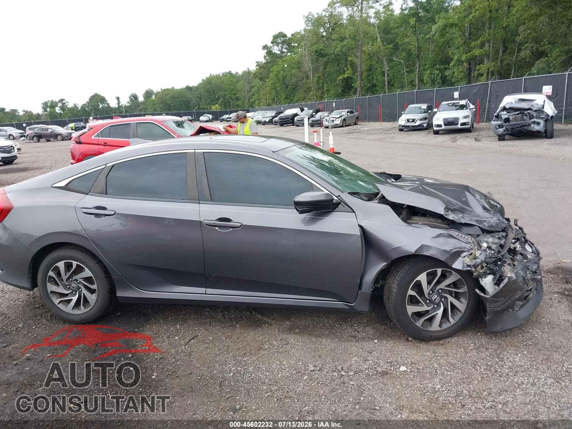 HONDA CIVIC 2017 - 19XFC2F72HE045087