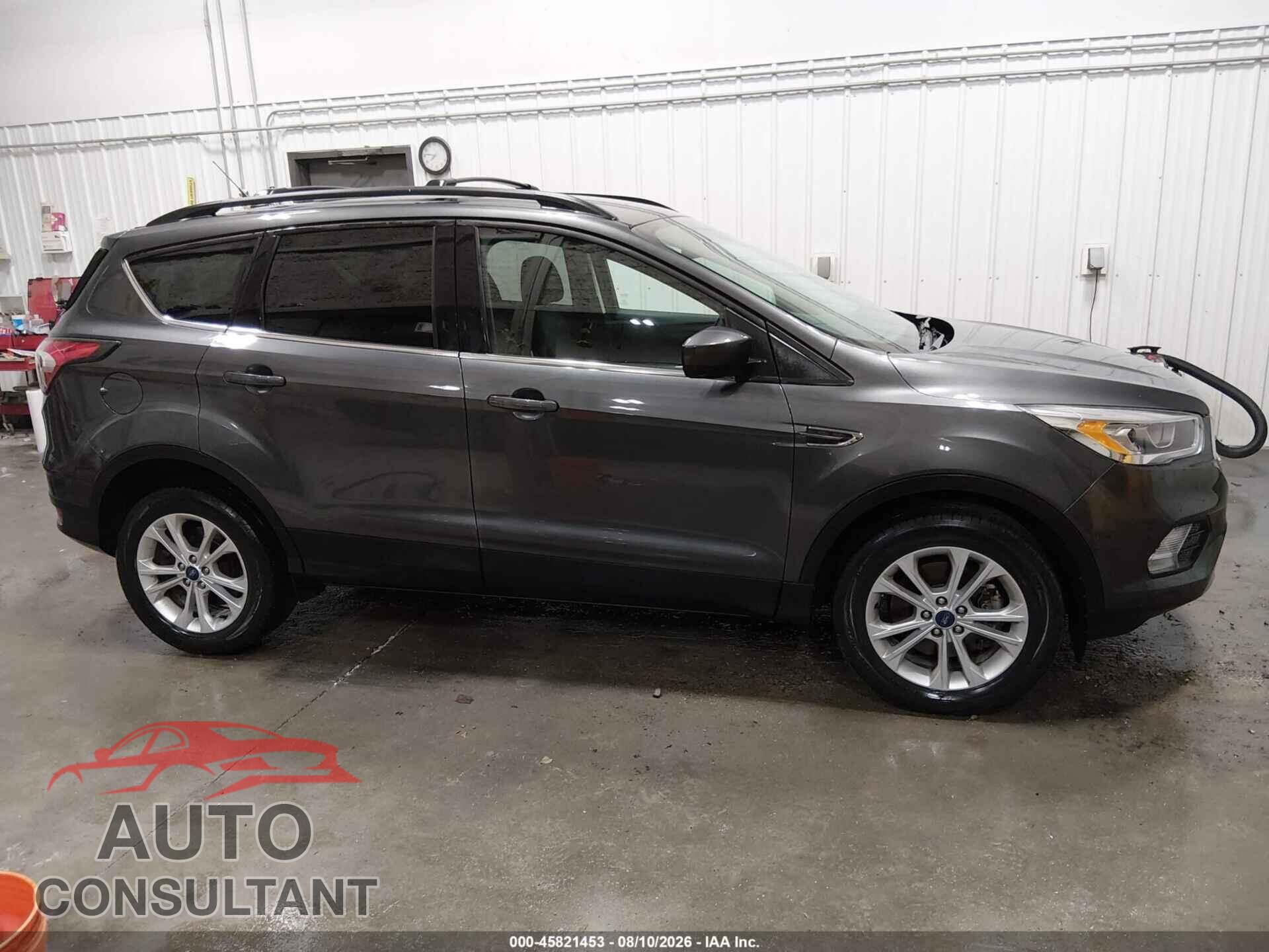 FORD ESCAPE 2017 - 1FMCU9GD2HUA41342