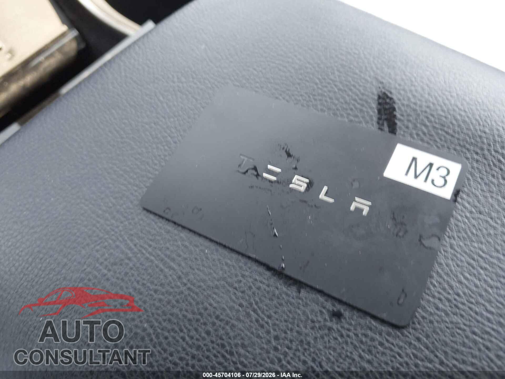 TESLA MODEL 3 2019 - 5YJ3E1EB8KF494594