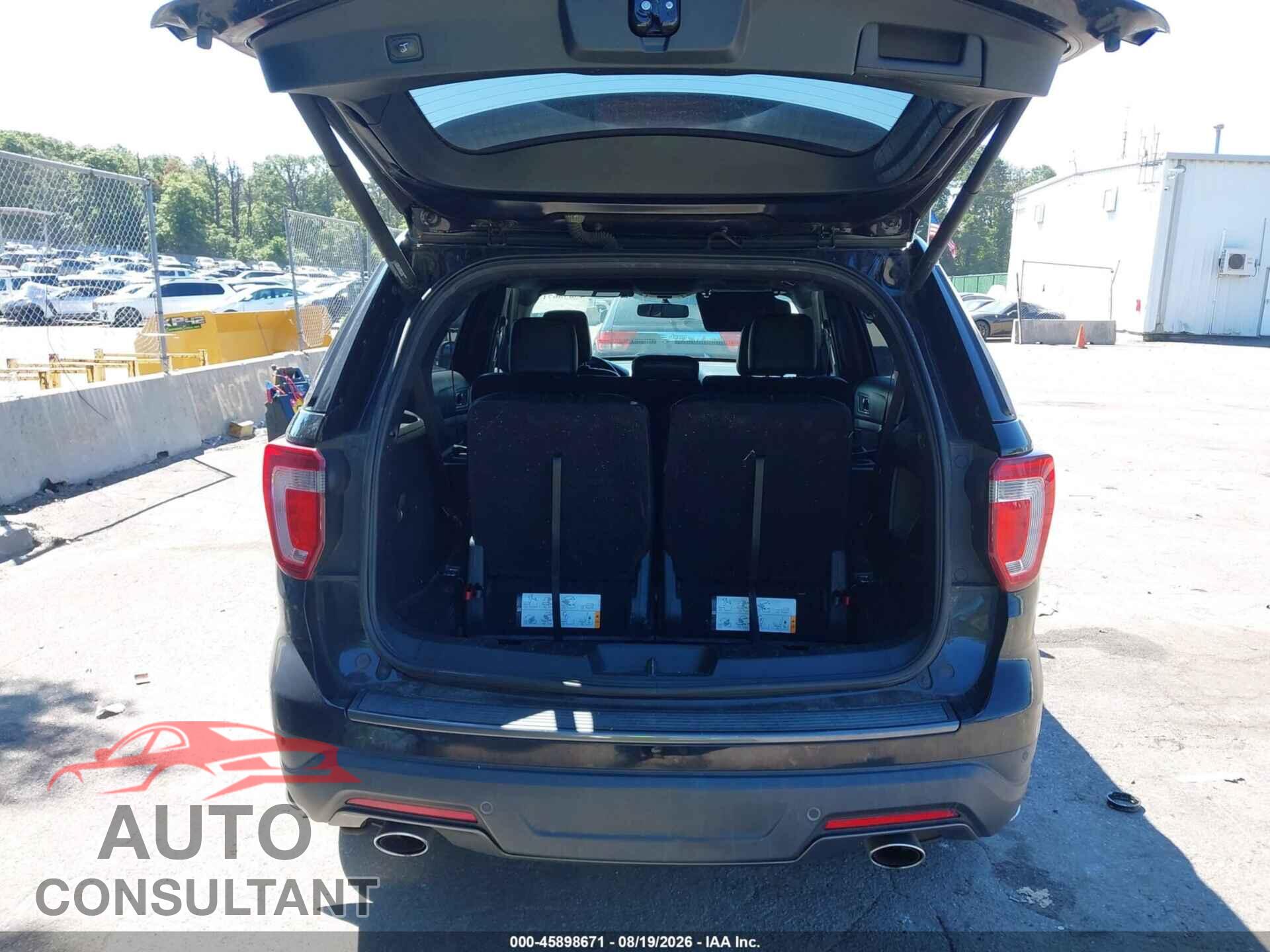 FORD EXPLORER 2018 - 1FM5K8D81JGB02166
