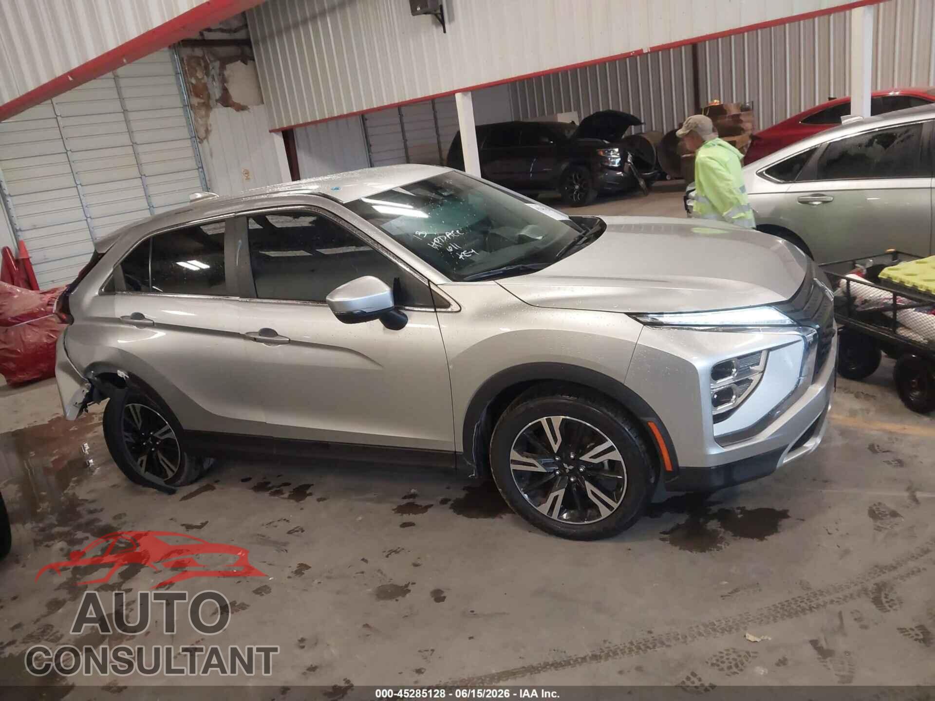 MITSUBISHI ECLIPSE CROSS 2024 - JA4ATWAA0RZ047912
