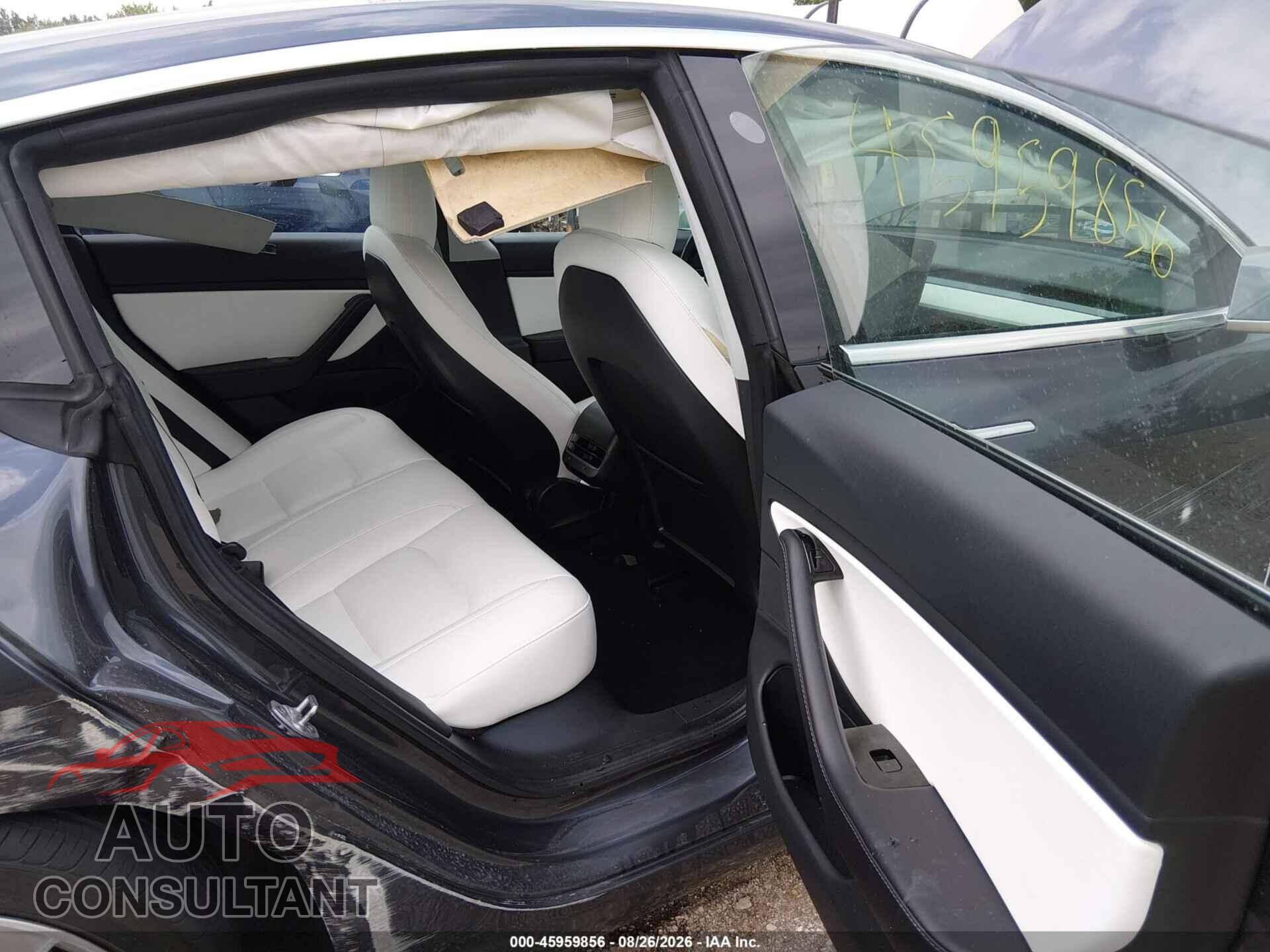 TESLA MODEL 3 2018 - 5YJ3E1EB5JF112035