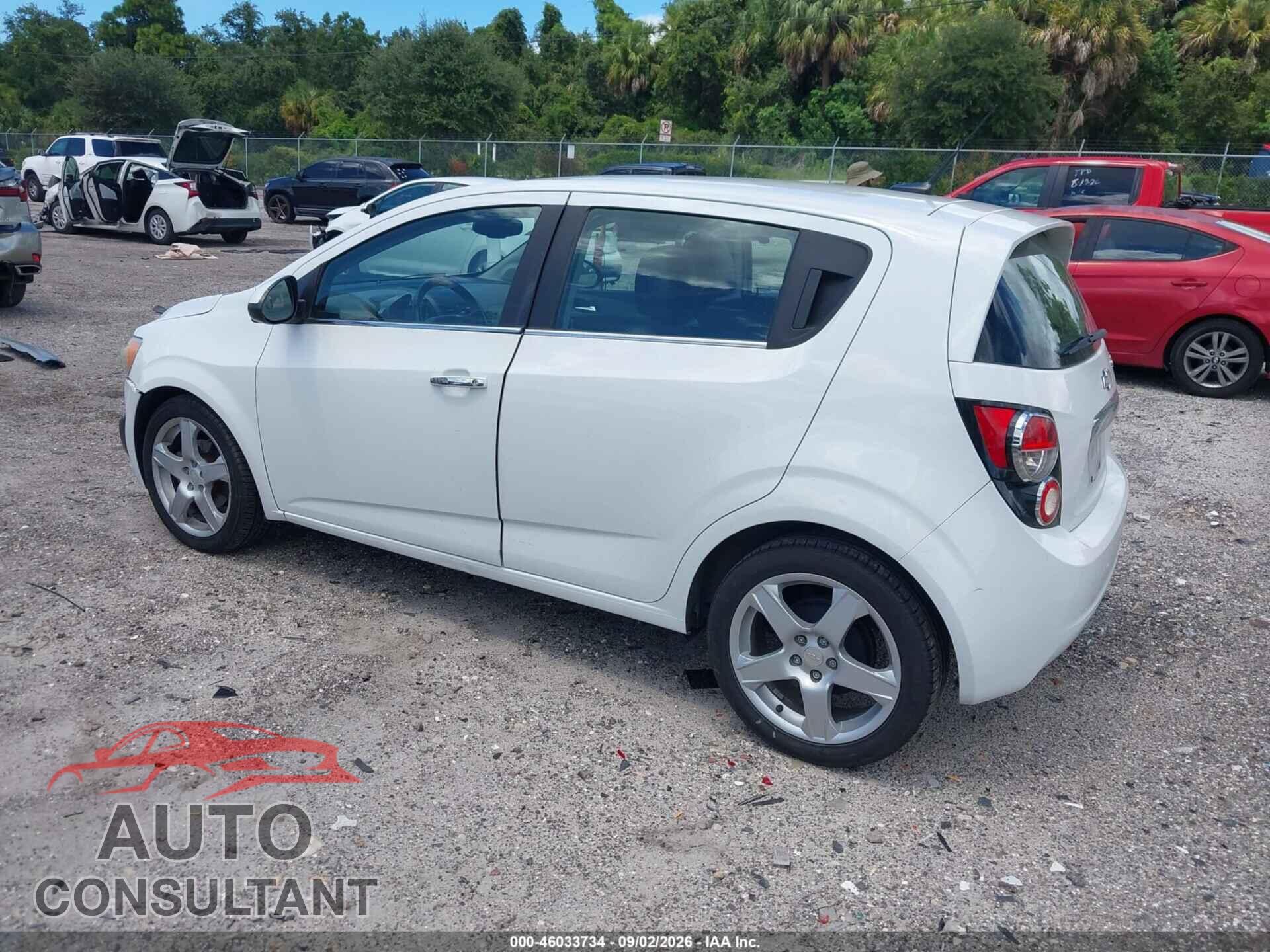 CHEVROLET SONIC 2013 - 1G1JE6SH6D4177073