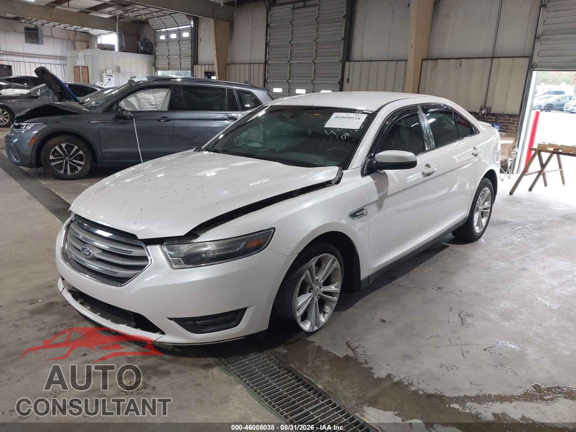 FORD TAURUS 2015 - 1FAHP2E80FG176304