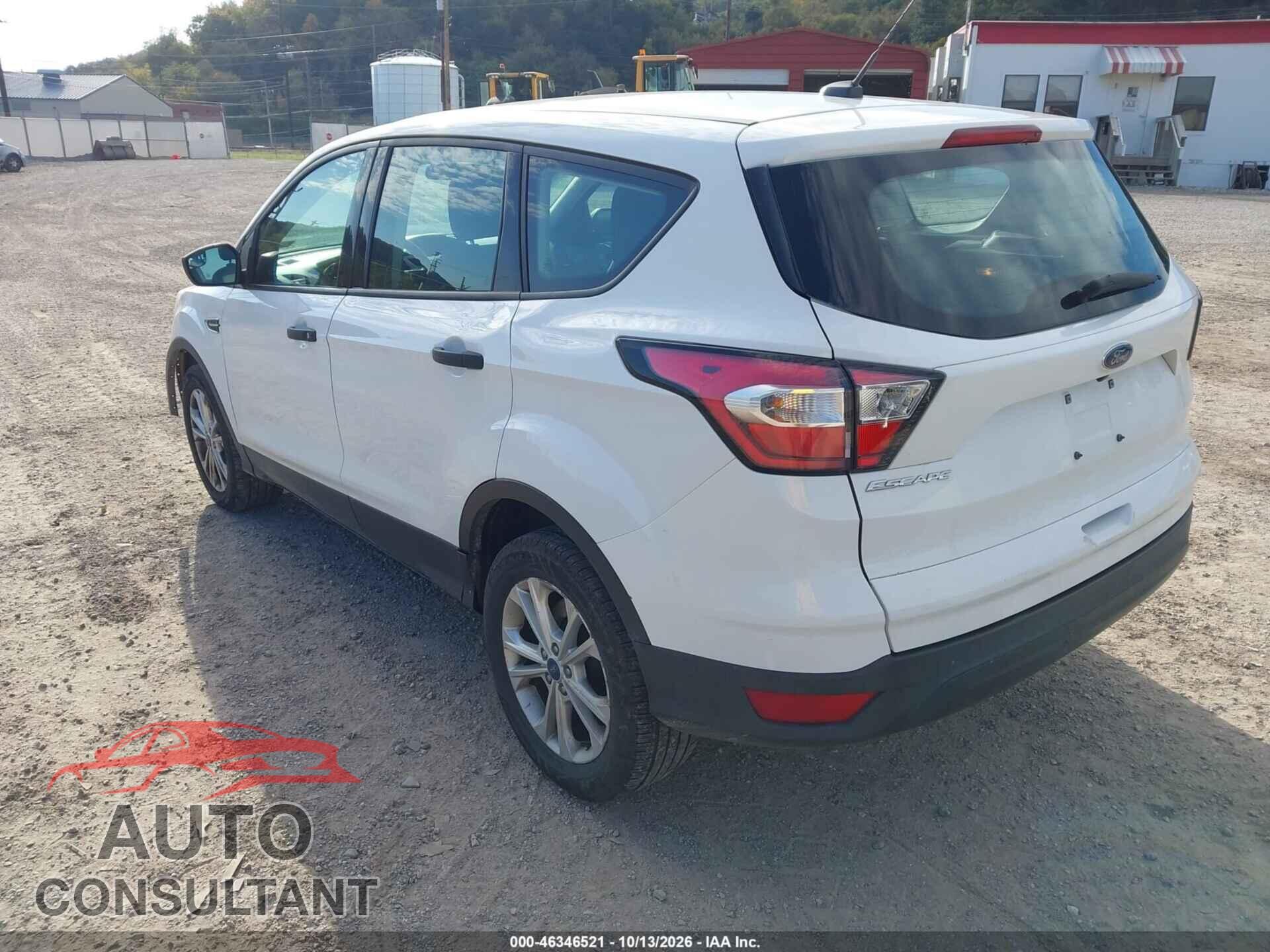 FORD ESCAPE 2017 - 1FMCU0F76HUD86655