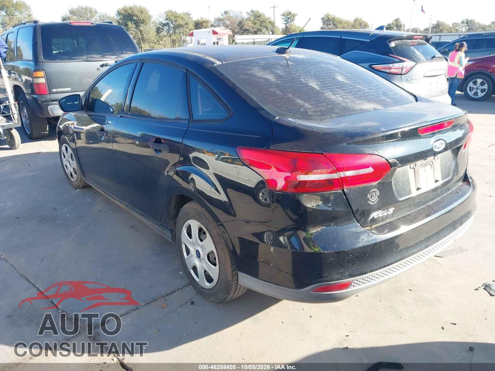 FORD FOCUS 2017 - 1FADP3E25HL276702
