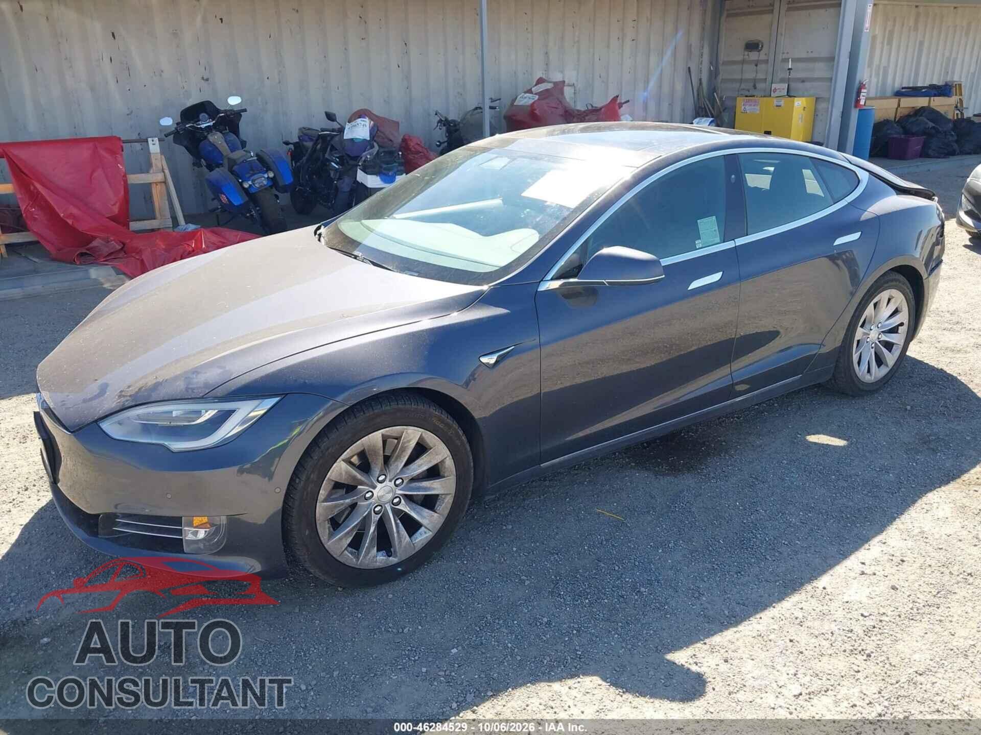 TESLA MODEL S 2018 - 5YJSA1E28JF285409