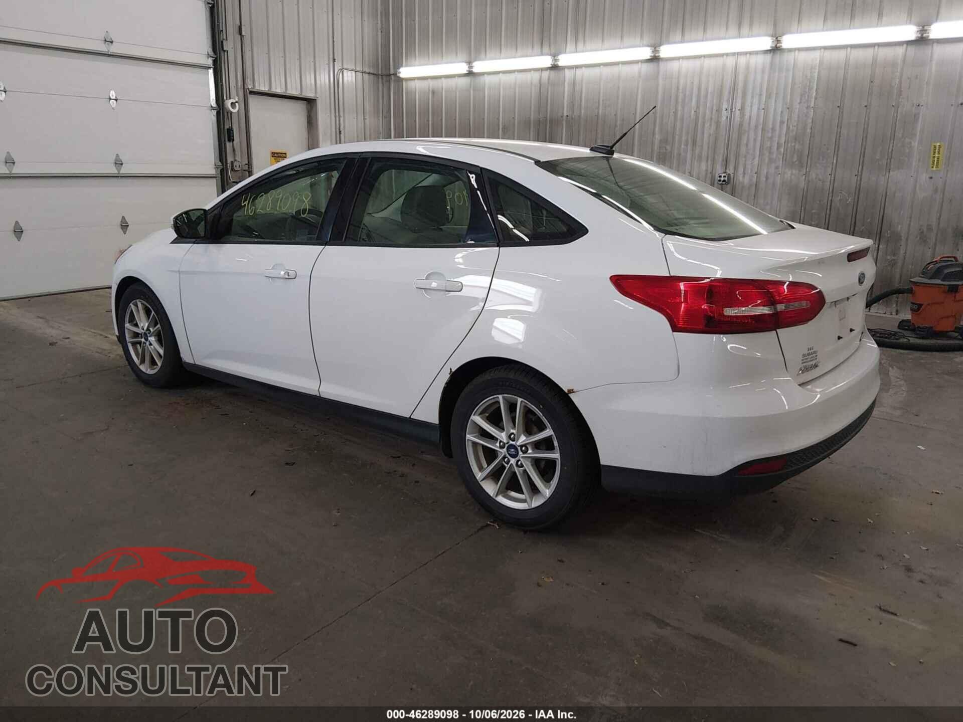 FORD FOCUS 2015 - 1FADP3F23FL364577
