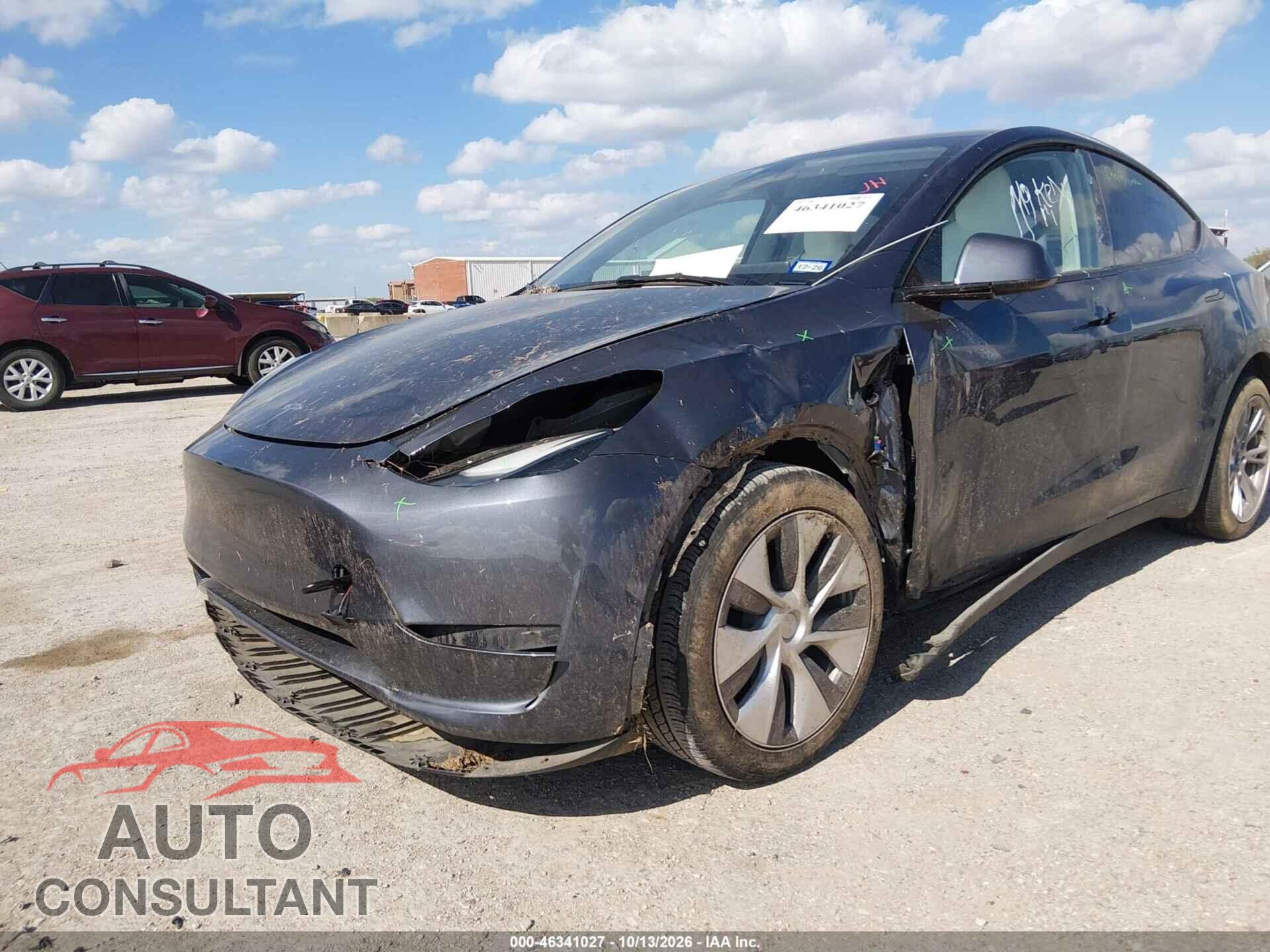 TESLA MODEL Y 2023 - 7SAYGDED6PF949004