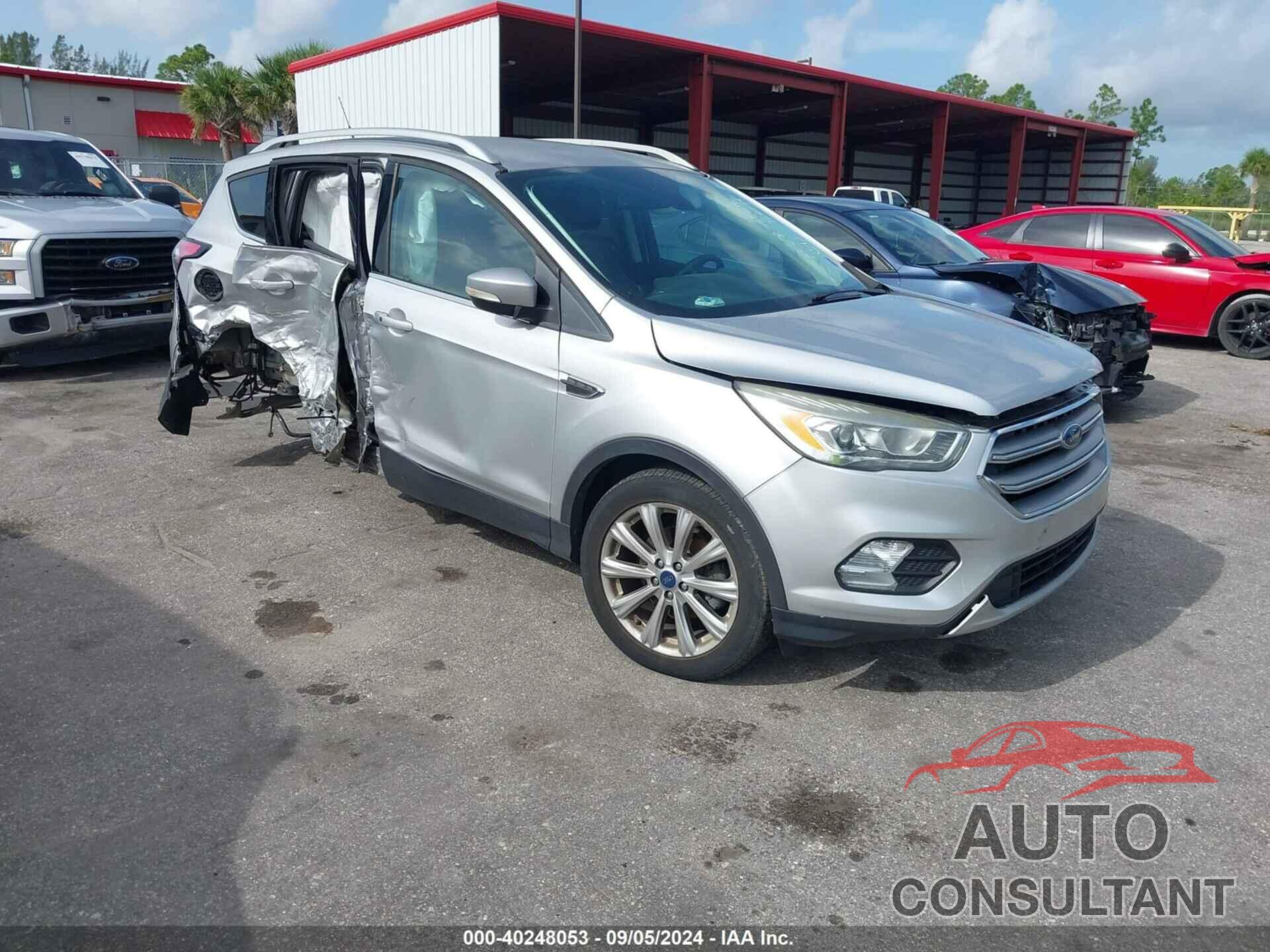 FORD ESCAPE 2017 - 1FMCU0JD7HUC95908