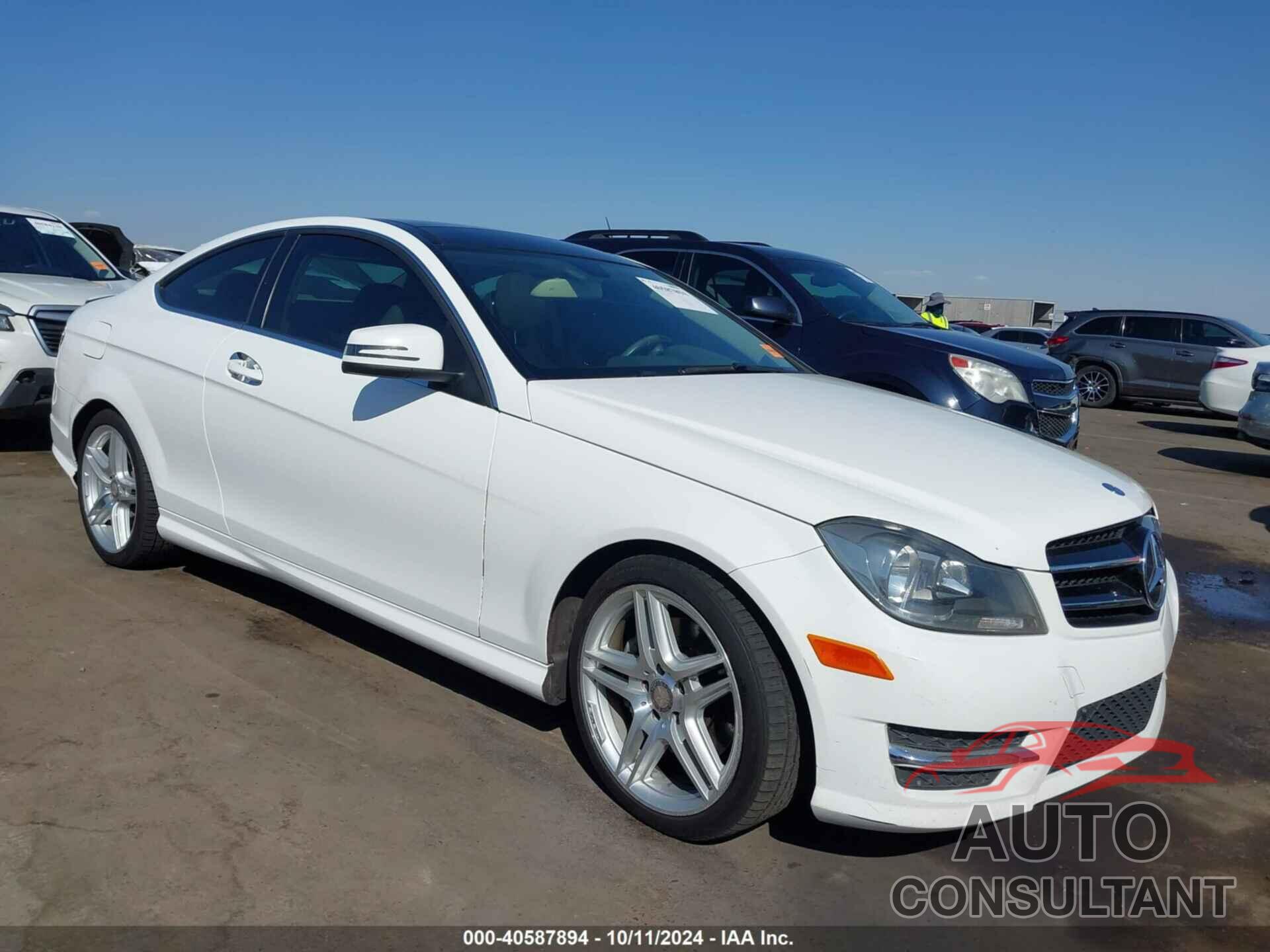 MERCEDES-BENZ C 350 2015 - WDDGJ5HB8FG437507