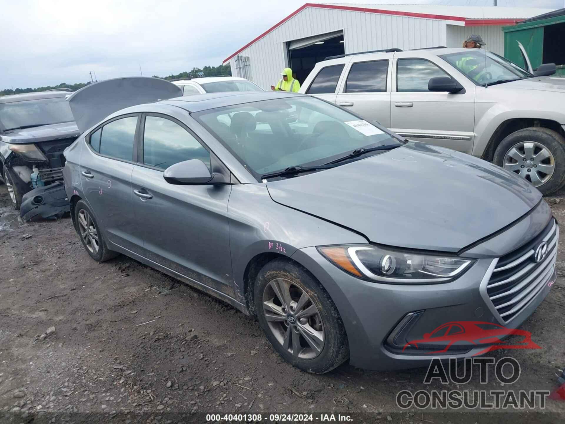 HYUNDAI ELANTRA 2017 - KMHD84LF0HU369295