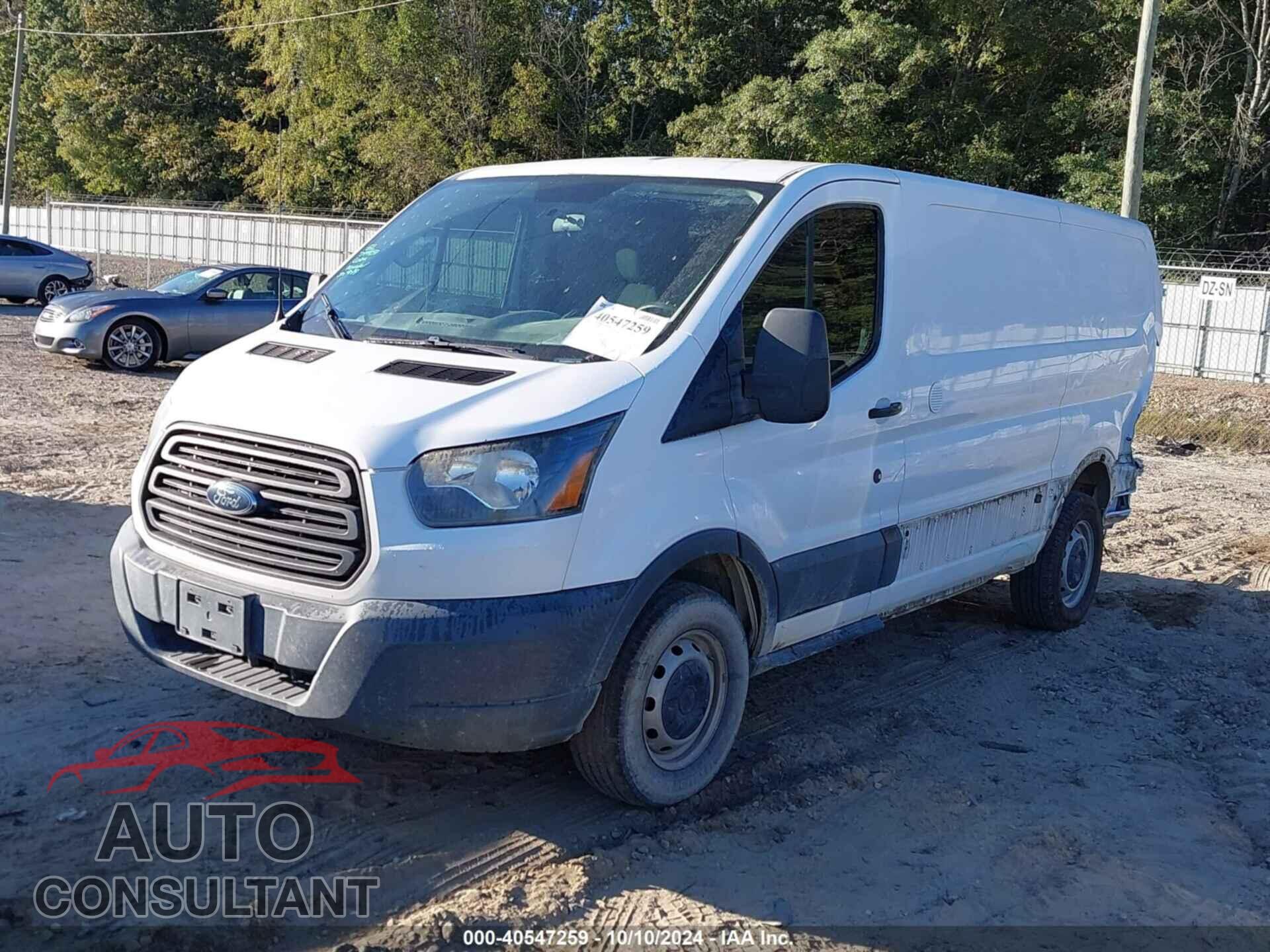 FORD TRANSIT-250 2017 - 1FTYR1YM4HKA69201