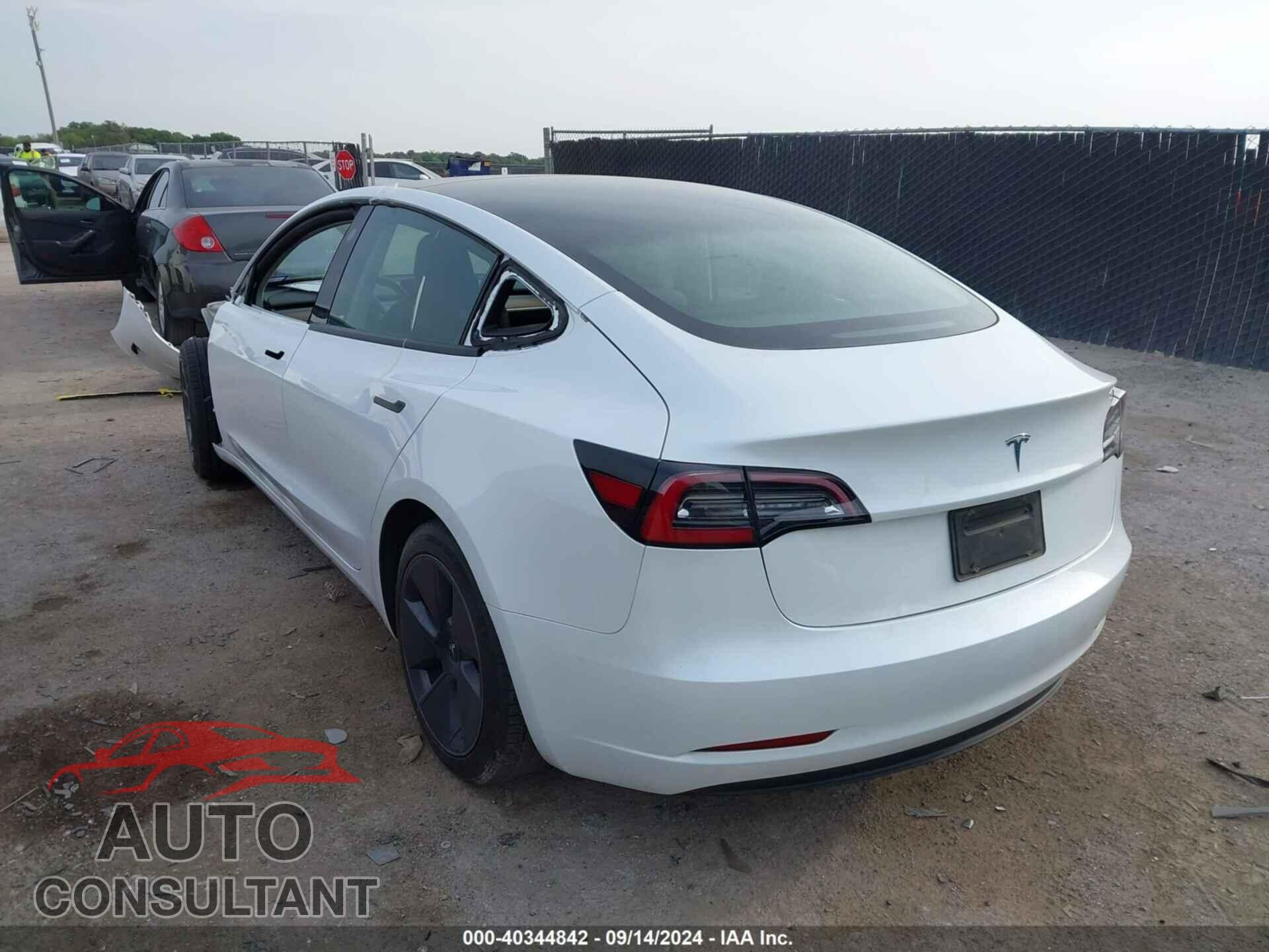 TESLA MODEL 3 2023 - 5YJ3E1EA0PF384993