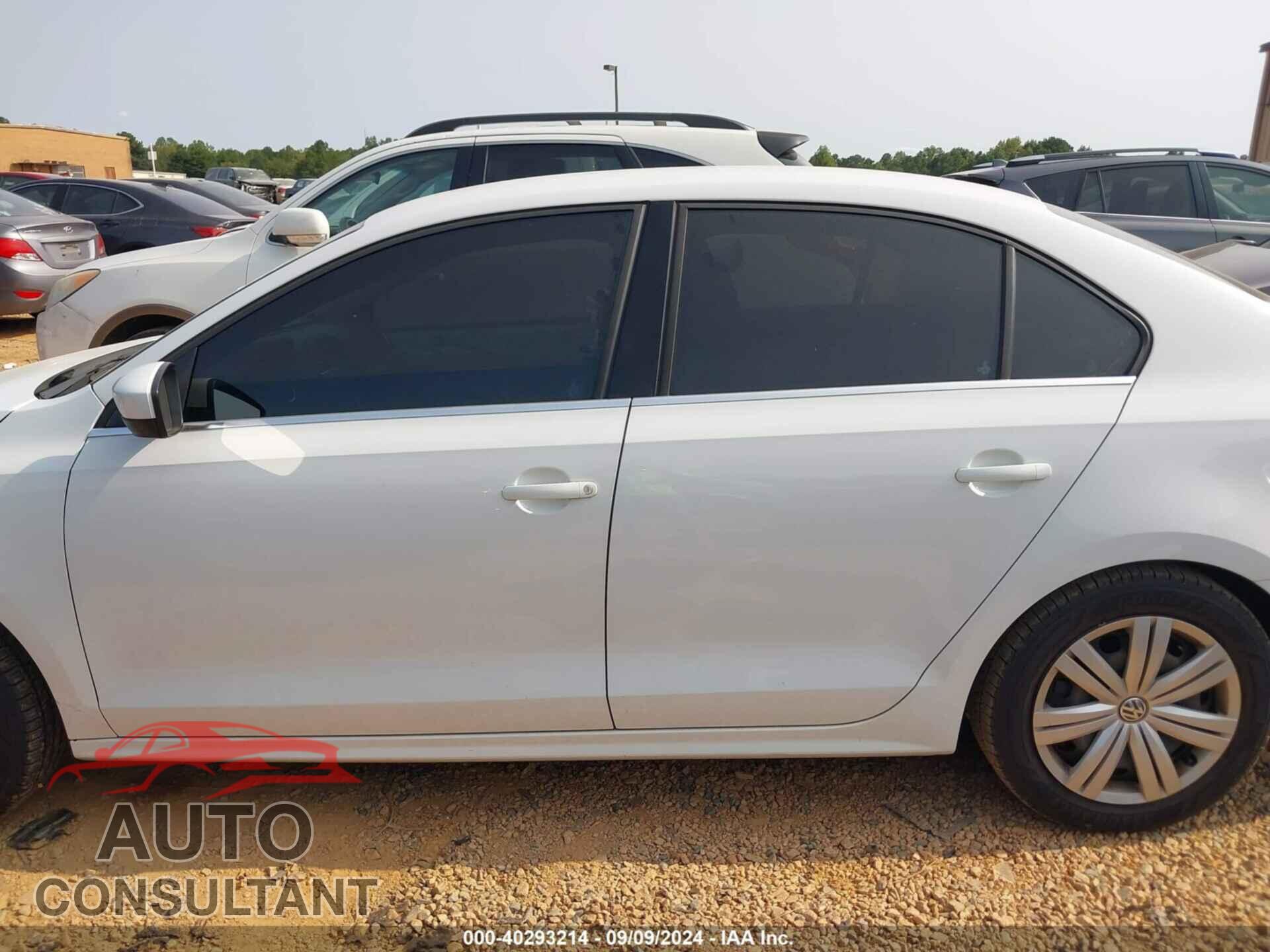 VOLKSWAGEN JETTA 2017 - 3VW2B7AJ0HM257569