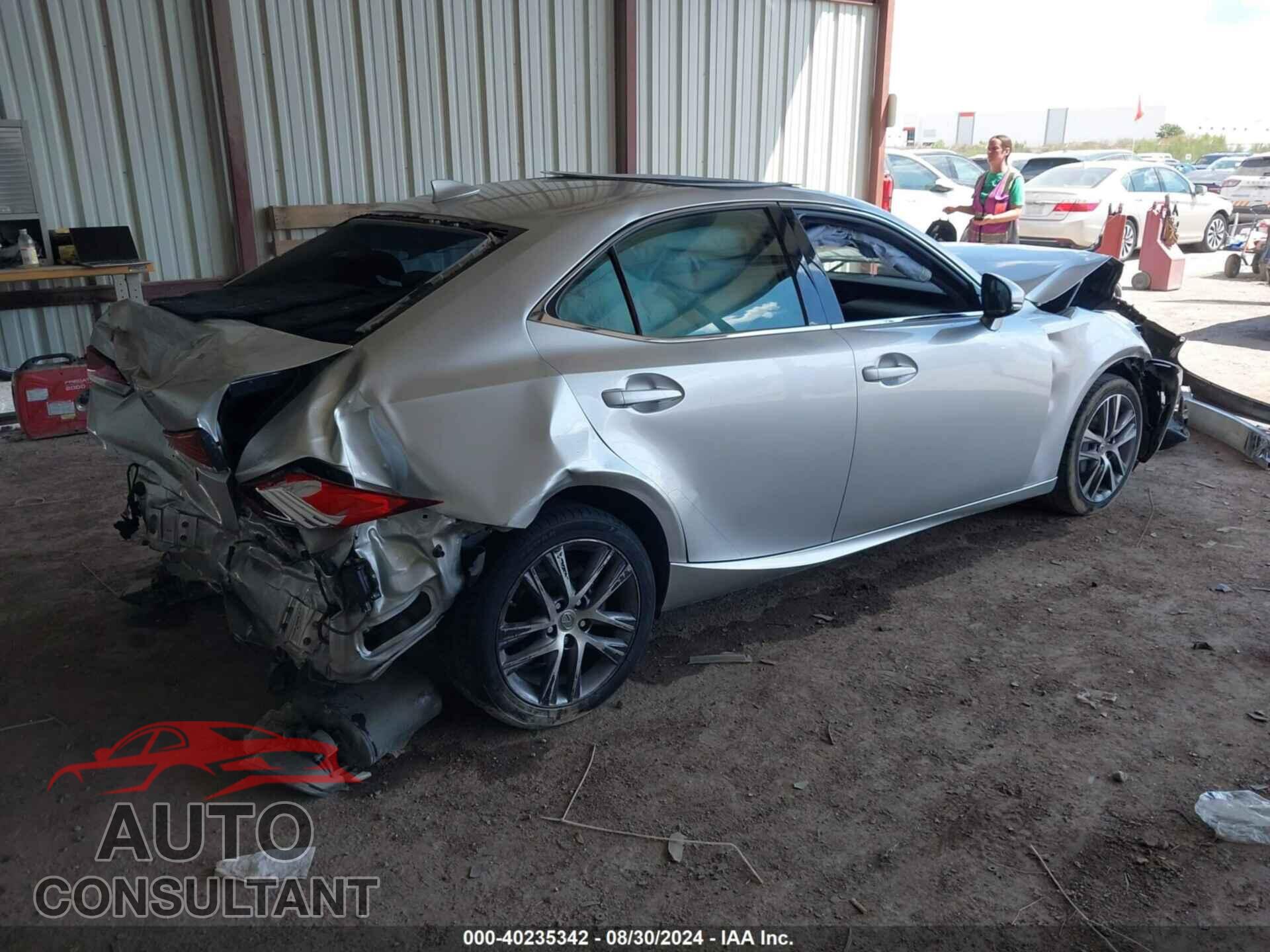 LEXUS IS 300 2019 - JTHBA1D23K5096735