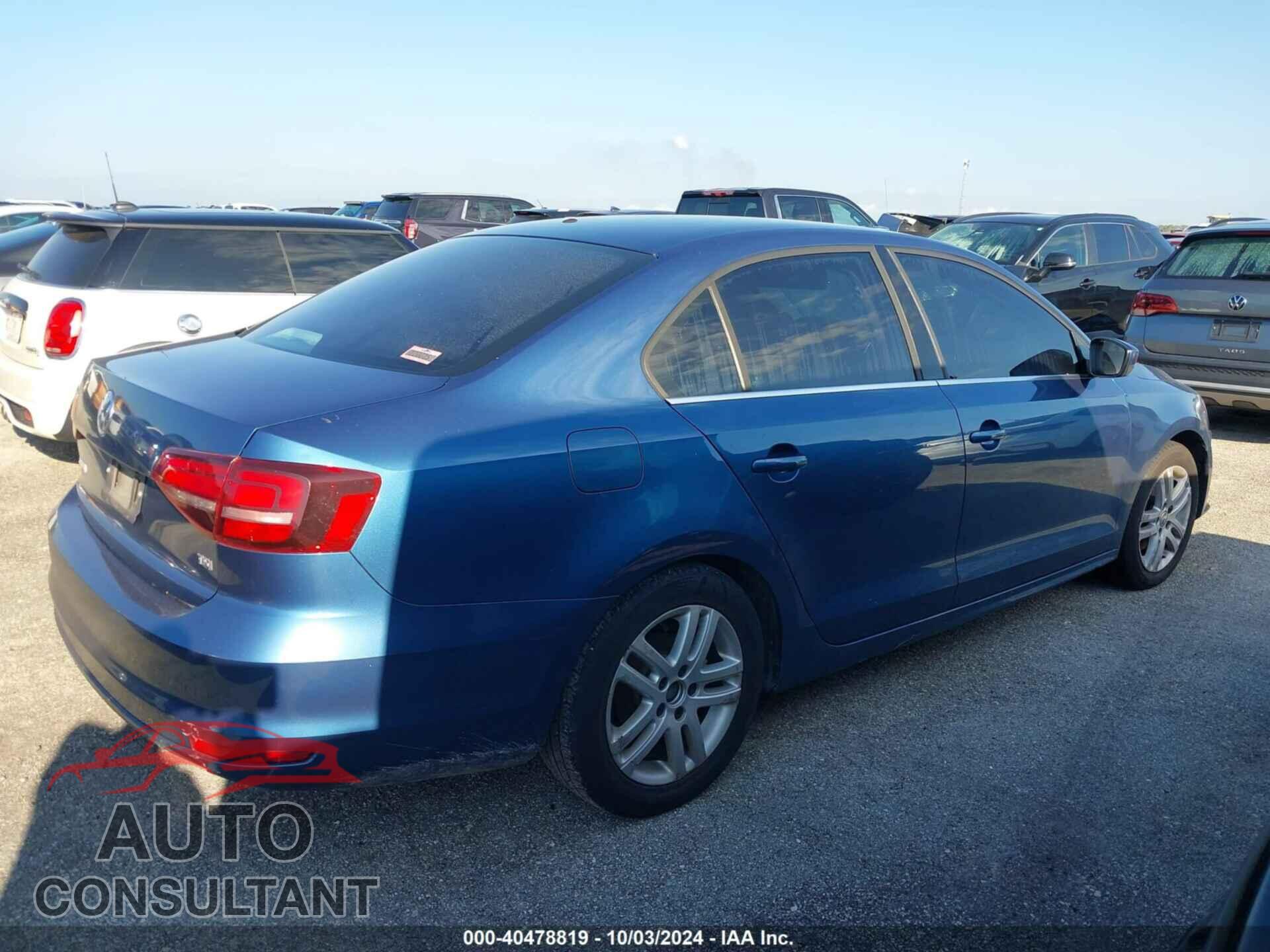 VOLKSWAGEN JETTA 2017 - 3VW2B7AJ9HM346377