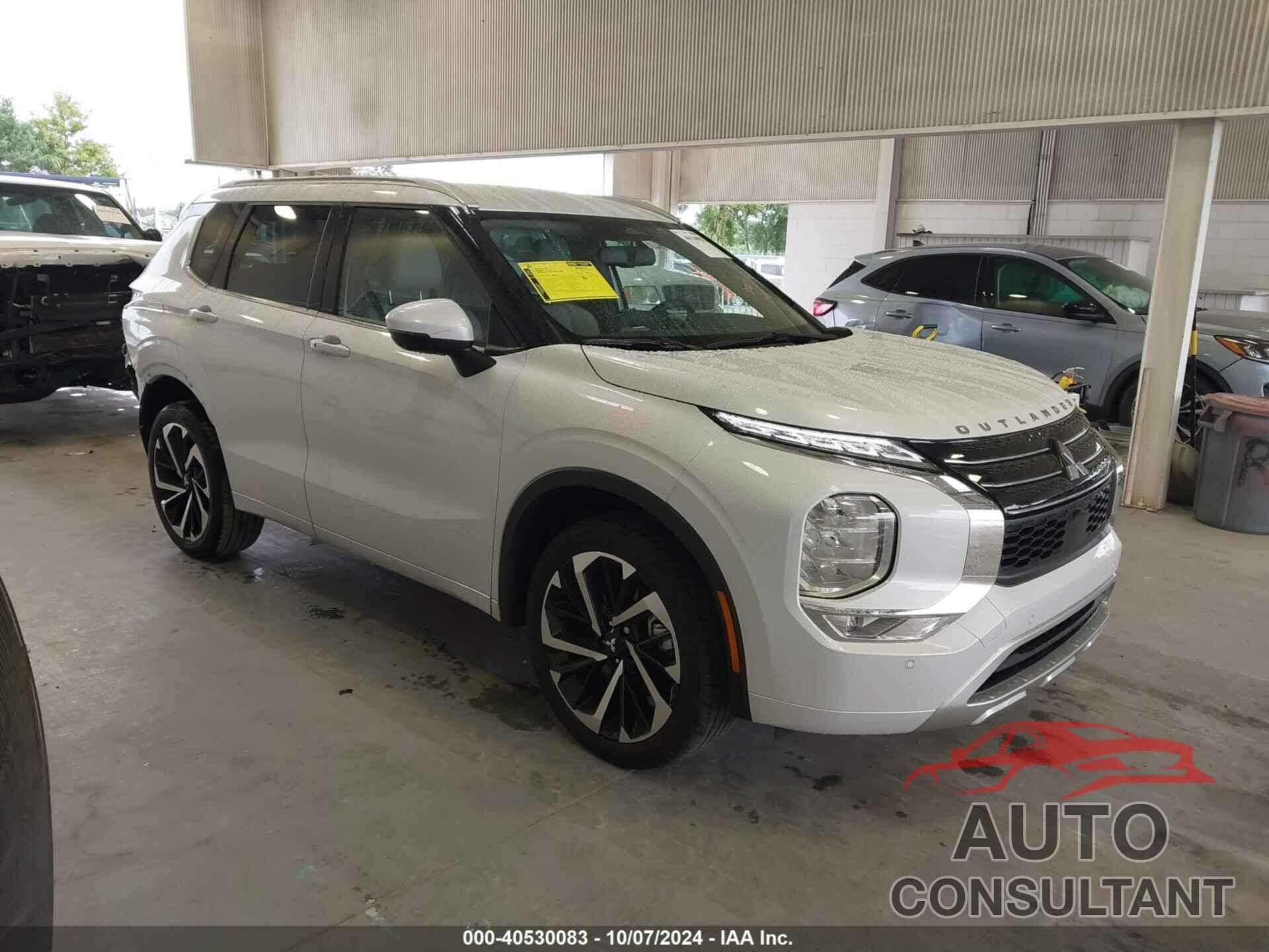 MITSUBISHI OUTLANDER 2022 - JA4J3VA84NZ092157