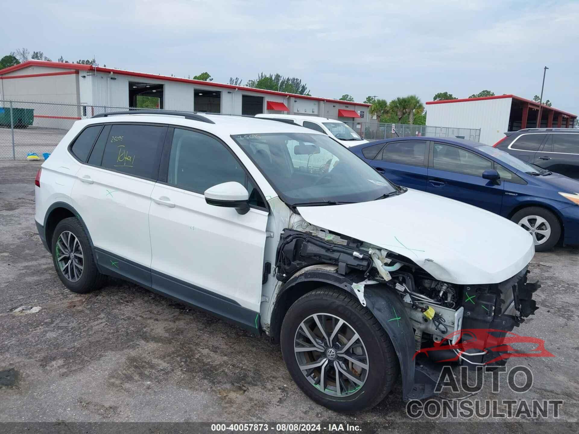 VOLKSWAGEN TIGUAN 2021 - 3VV1B7AX6MM054426